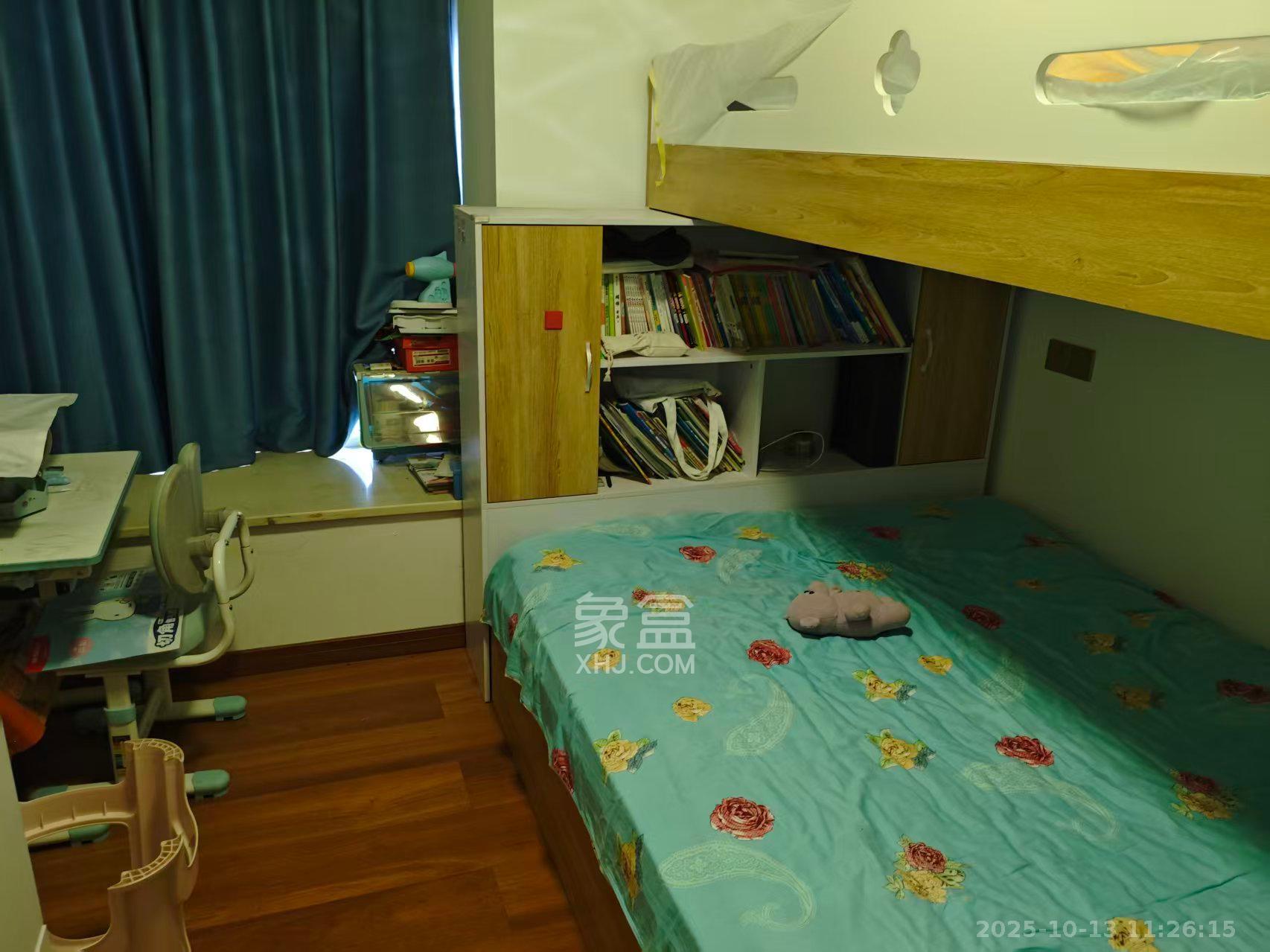 汇金城/嘉华城（二期、三期）  3室2厅2卫    2500.0元/月室内图