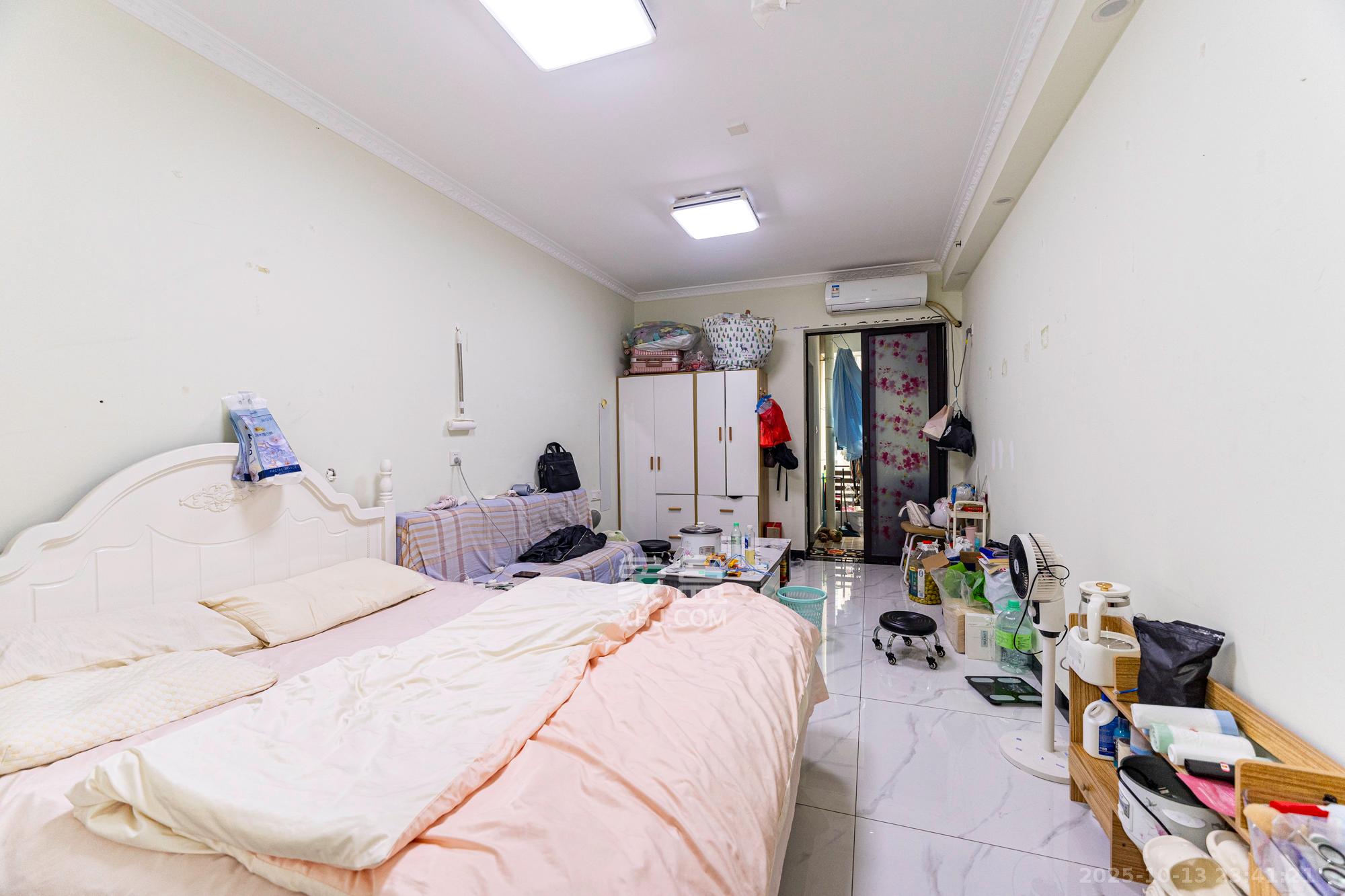 国泰九龙湾  1室1厅1卫    24.0万