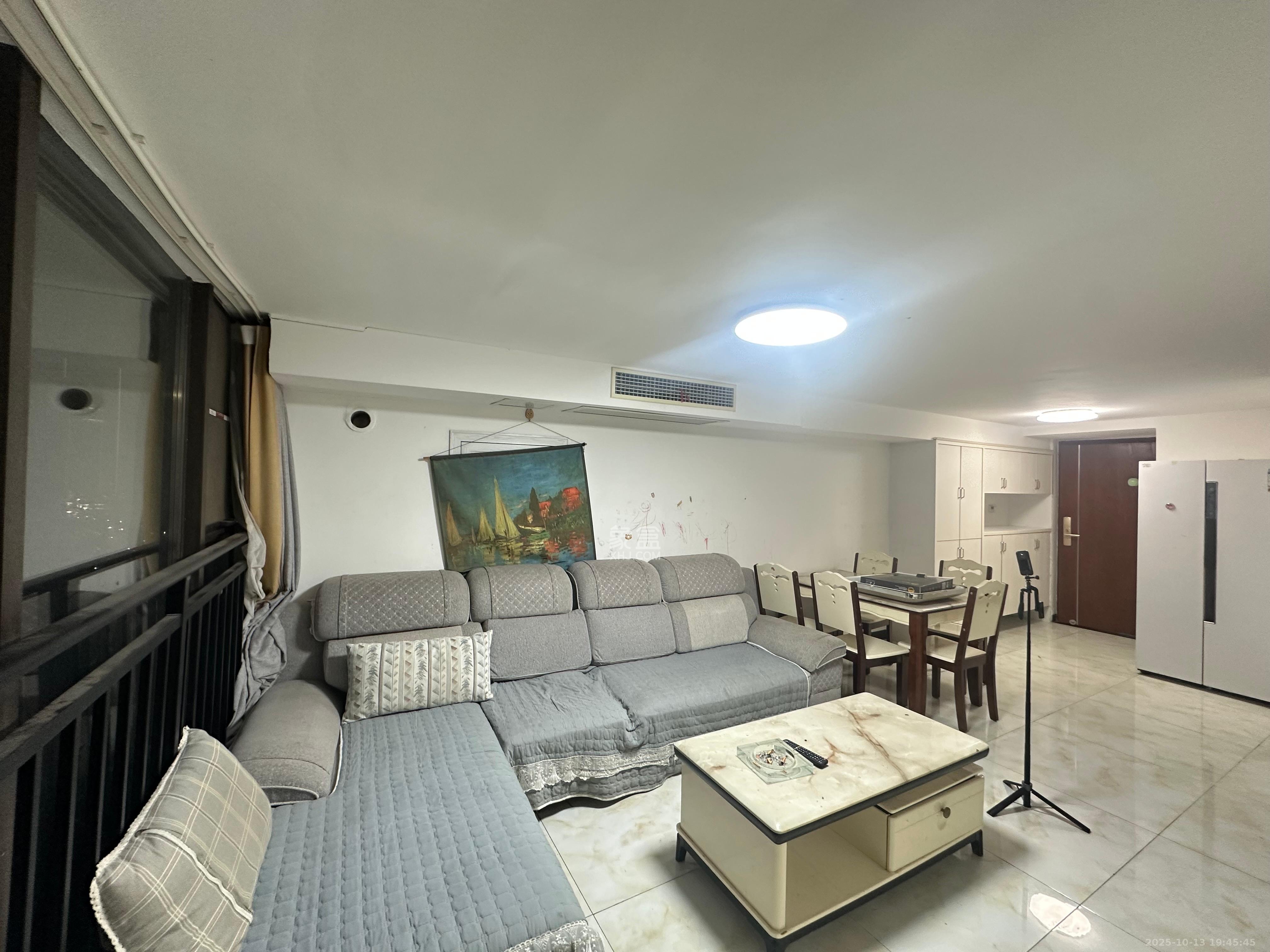 达美溪湖湾 3室1厅2卫 1900.0元/月 达美溪湖湾 3室1厅2卫 1900.0元/月室内图