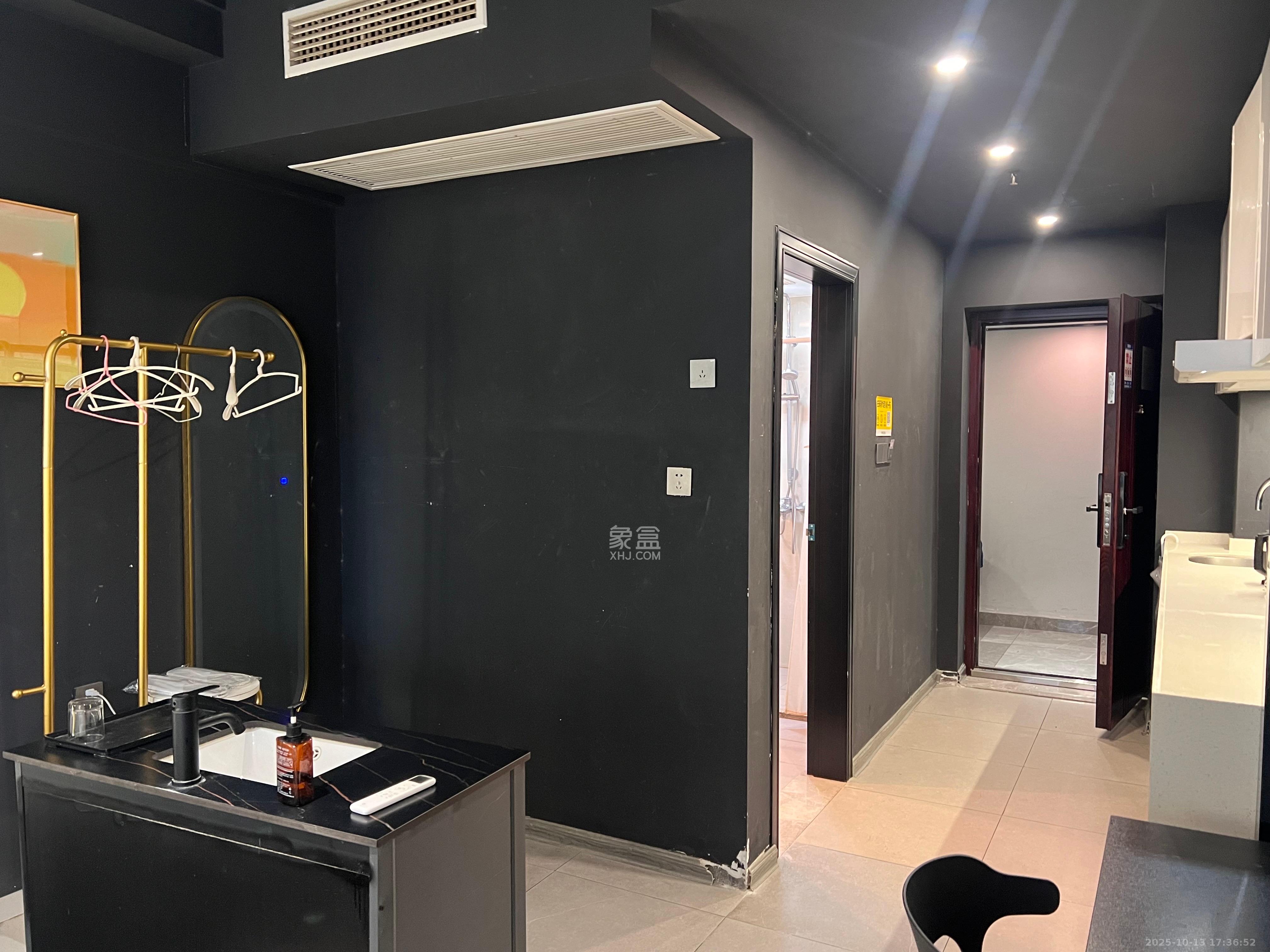 阳光城檀悦  1室0厅0卫    2200.0元/月