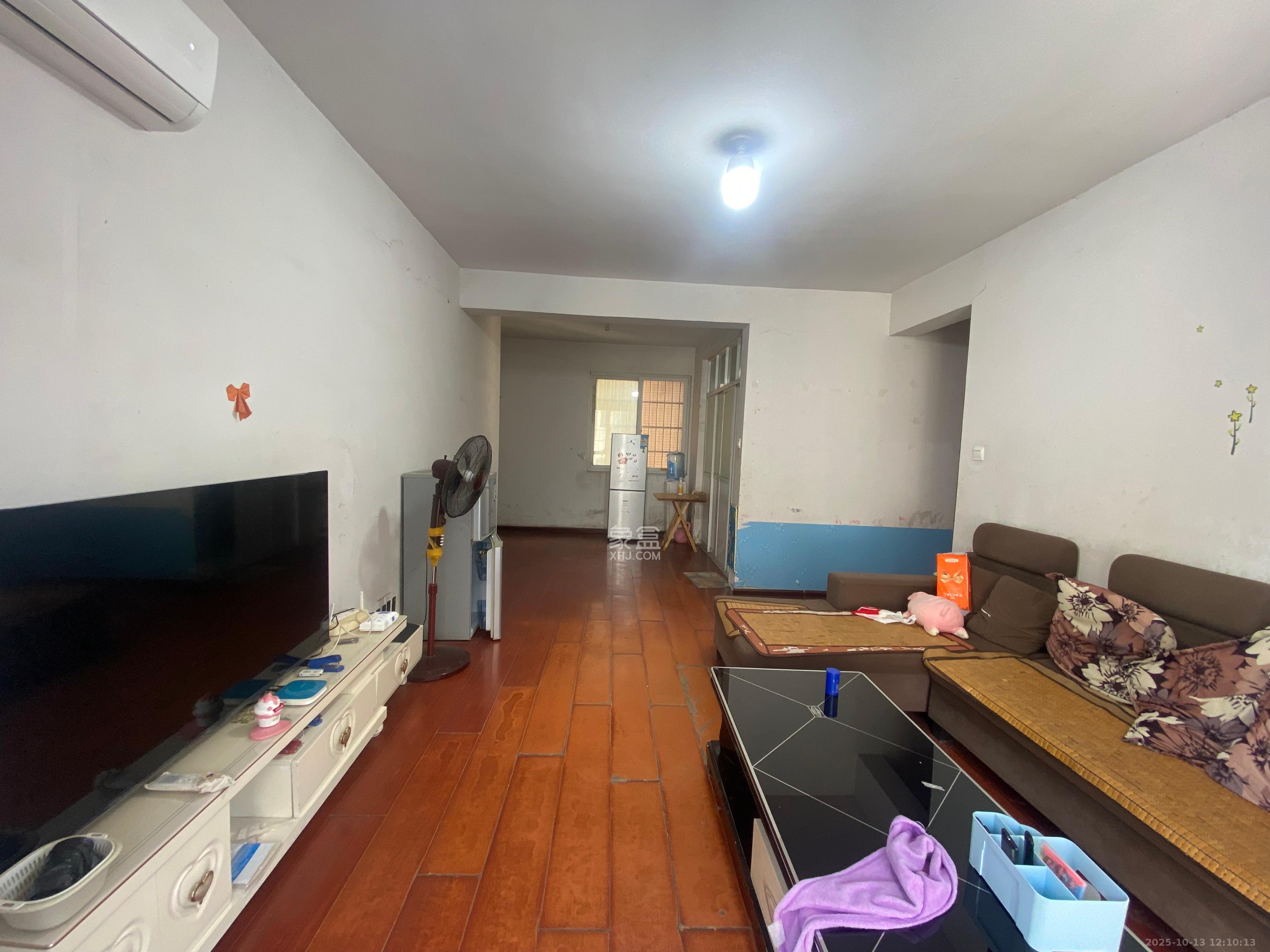 万丽景园  2室2厅1卫    1300.0元/月室内图