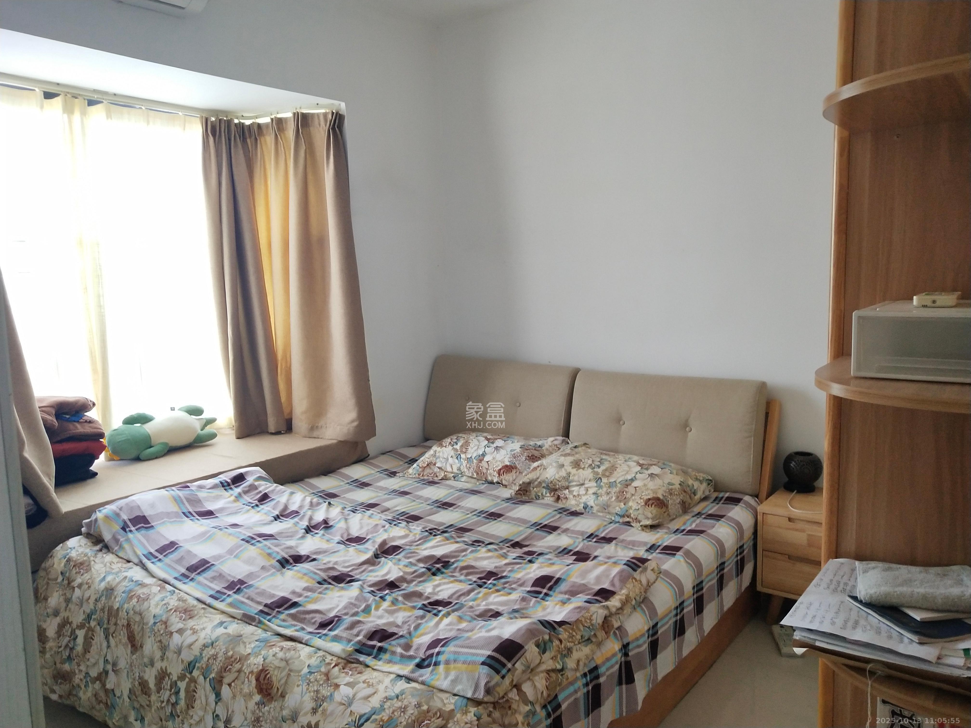 华城广场 2室1厅1卫 2700.0元/月 华城广场 2室1厅1卫 2700.0元/月室内图