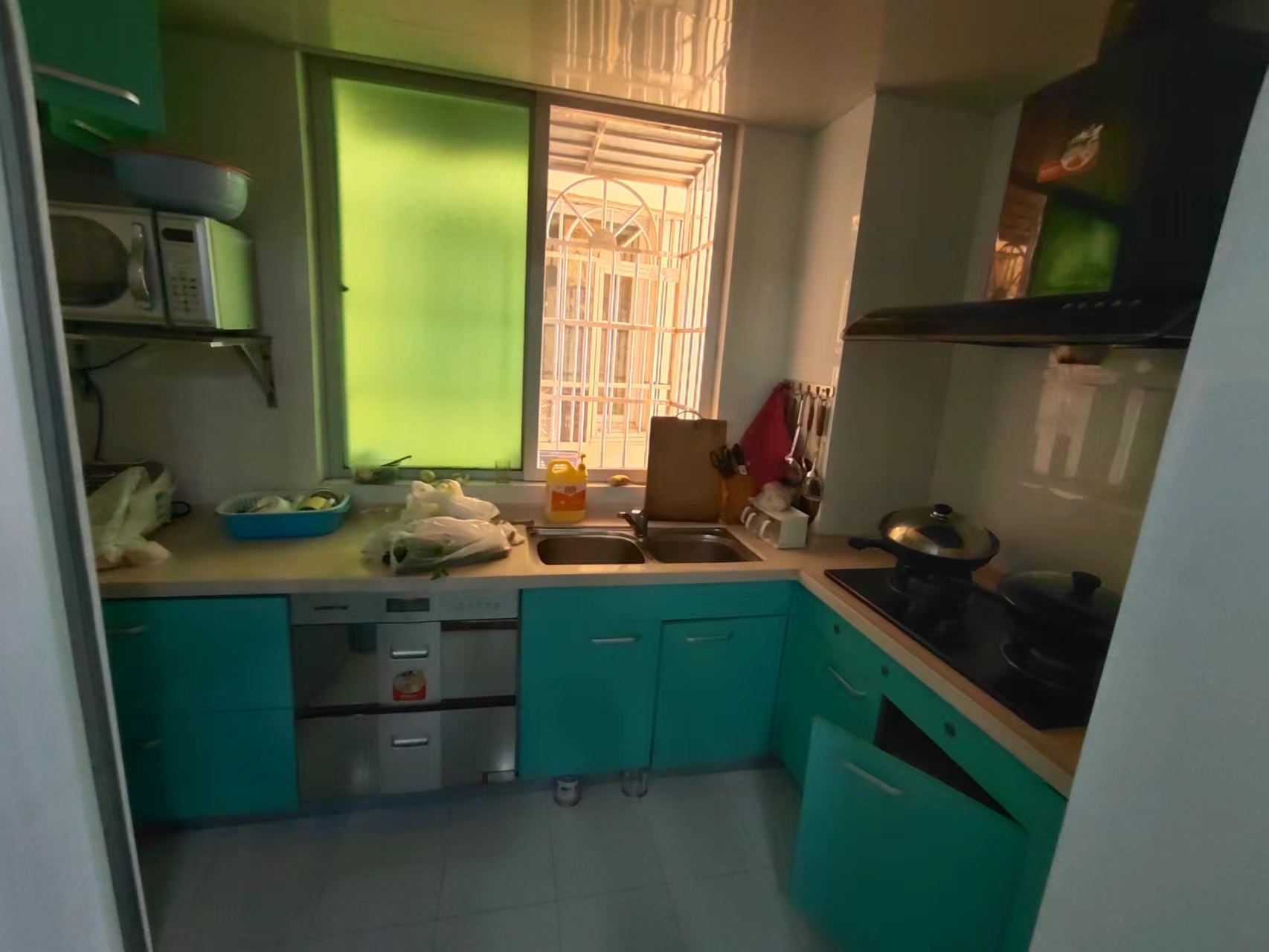 汇泰大厦 2室2厅1卫 2300.0元/月 汇泰大厦 2室2厅1卫 2300.0元/月室内图