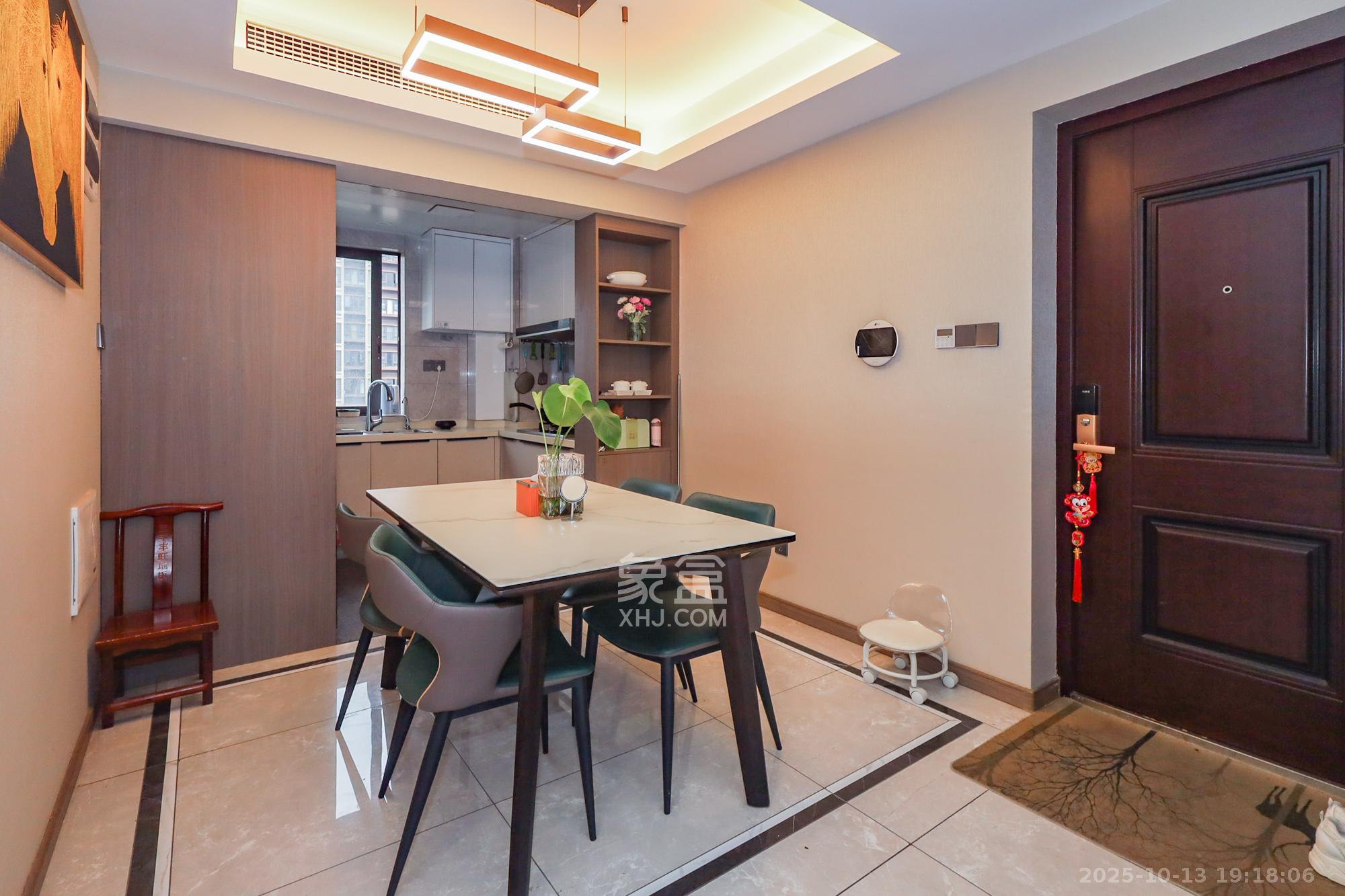 龙湖铂金中心(龙湖春江郦城) 3室2厅2卫 229.0万 龙湖铂金中心(龙湖春江郦城) 3室2厅2卫 229.0万其他