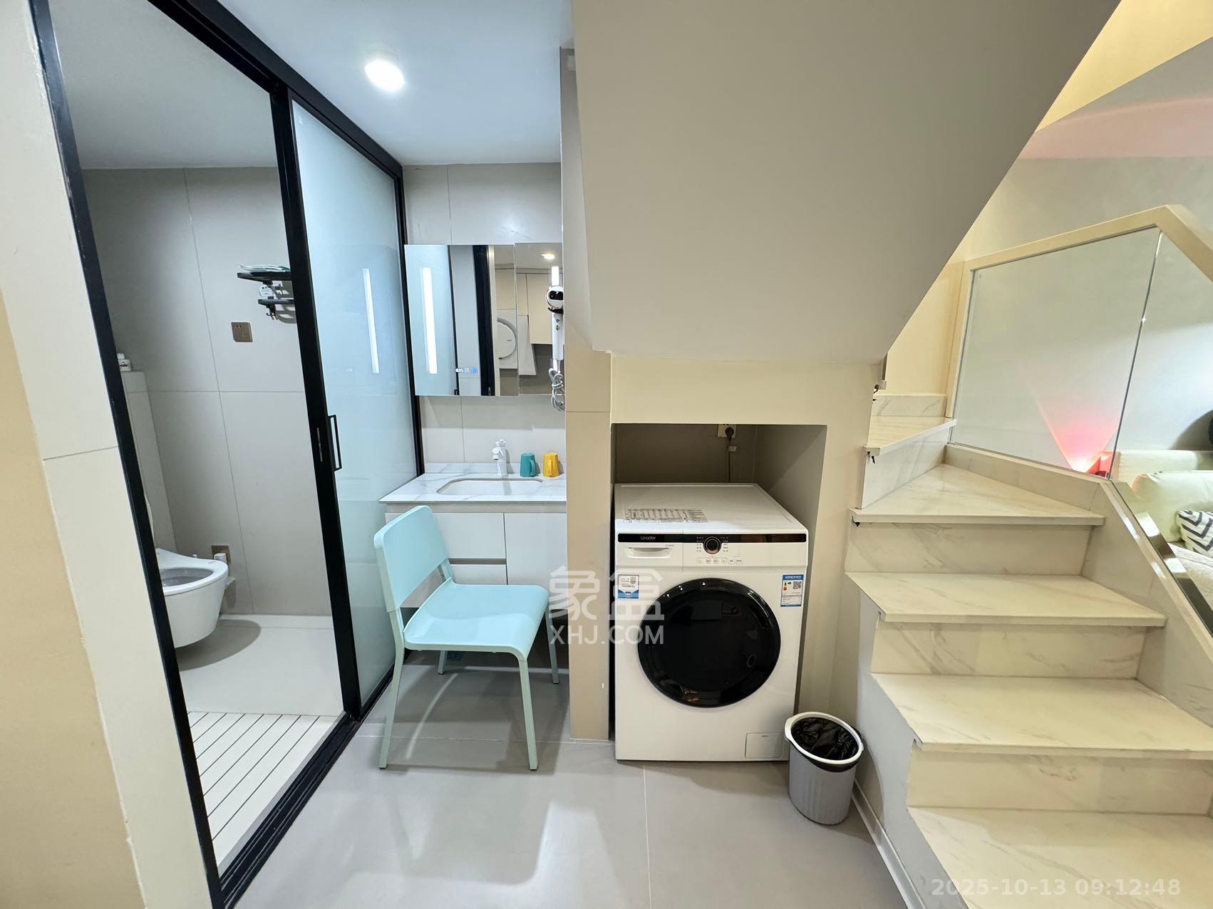 保利天禧EF区  2室1厅1卫    3000.0元/月室内图