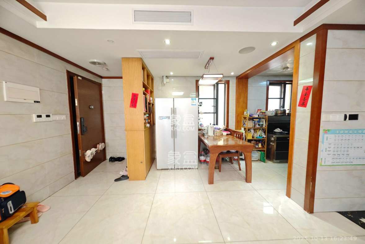 万博汇 3室2厅1卫 3200.0元/月 万博汇 3室2厅1卫 3200.0元/月室内图