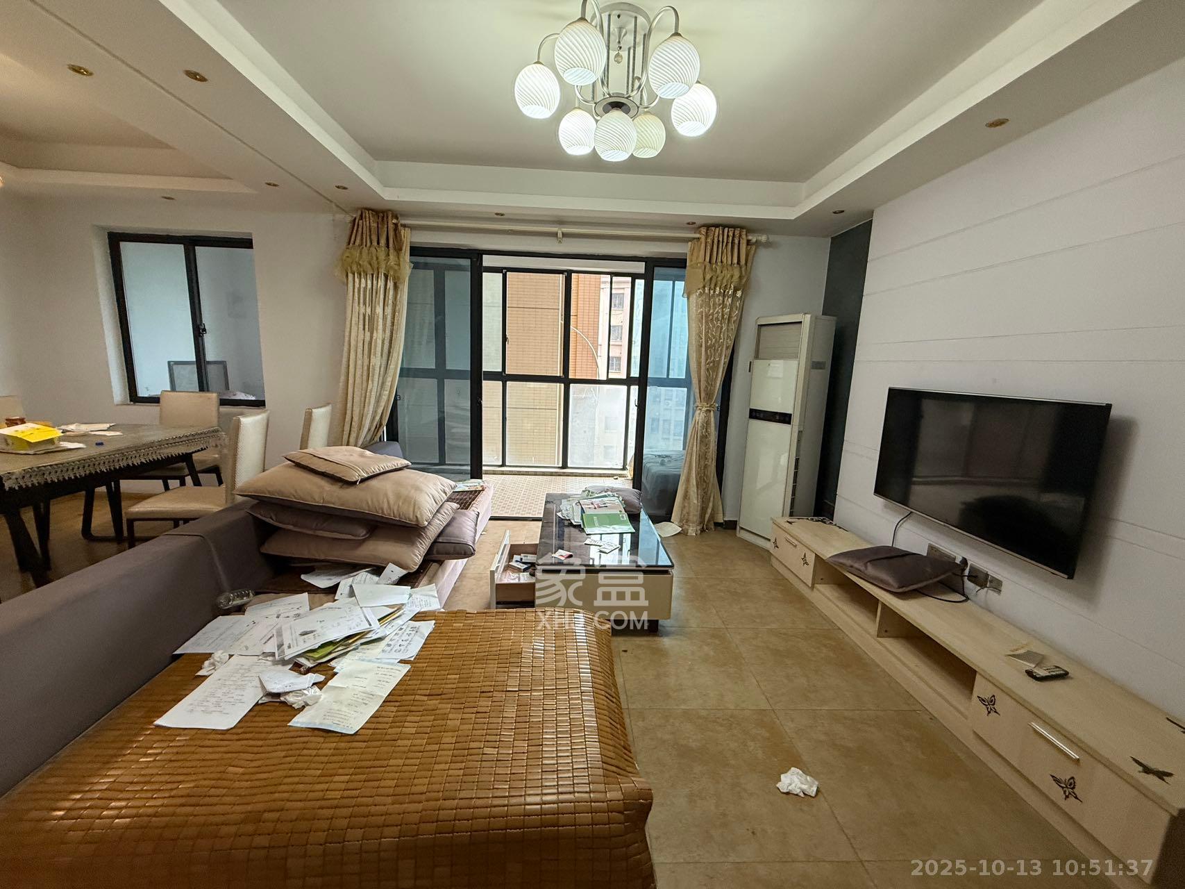 保利花园  3室2厅2卫    2500.0元/月 保利花园  3室2厅2卫    2500.0元/月室内图