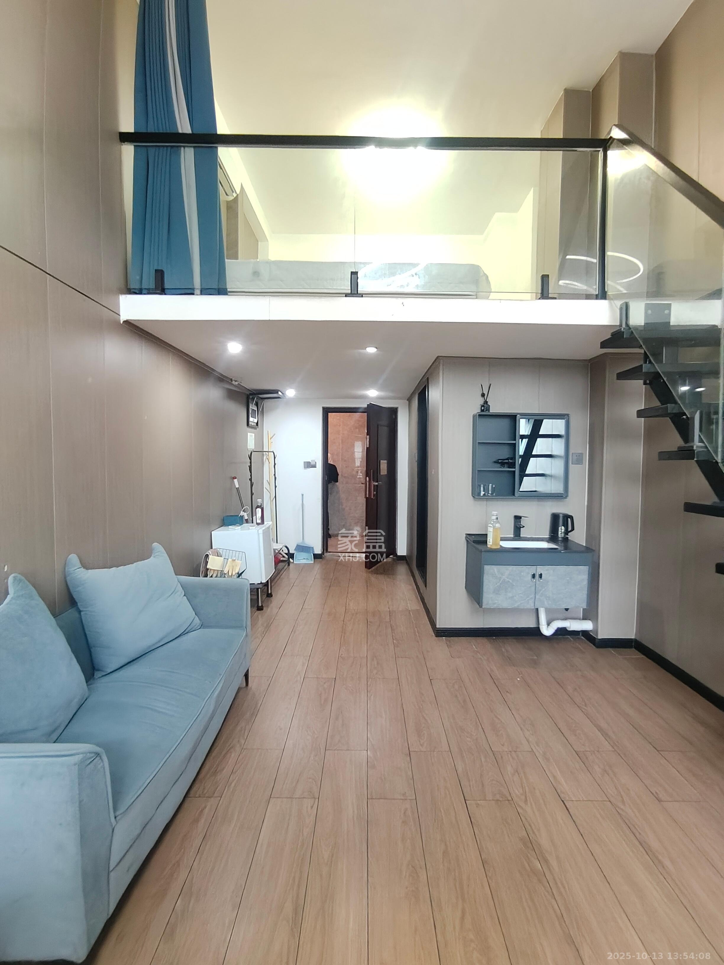 新城悦隽  1室1厅1卫    1100.0元/月 新城悦隽  1室1厅1卫    1100.0元/月