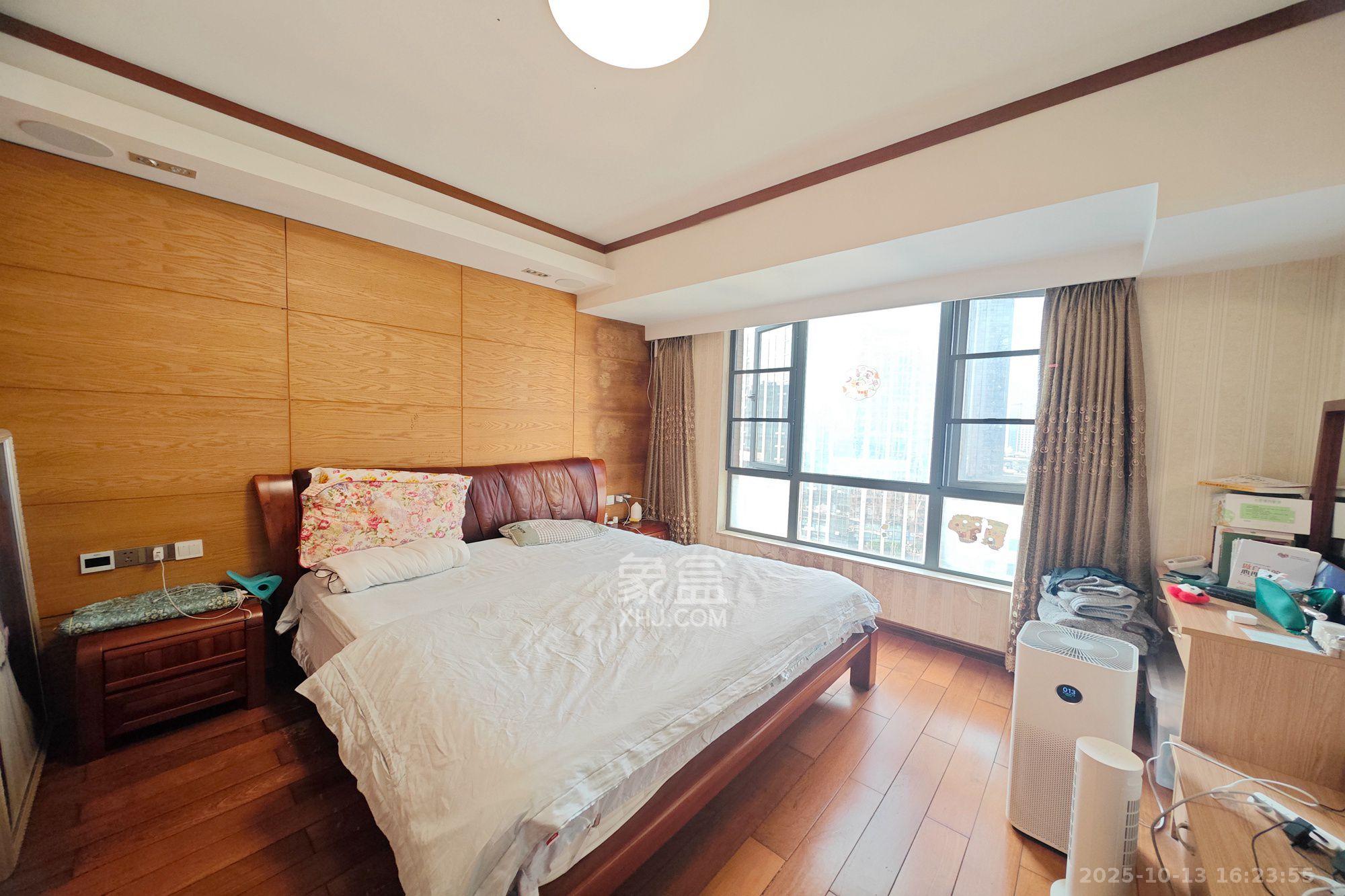 万博汇  3室2厅1卫    3200.0元/月室内图