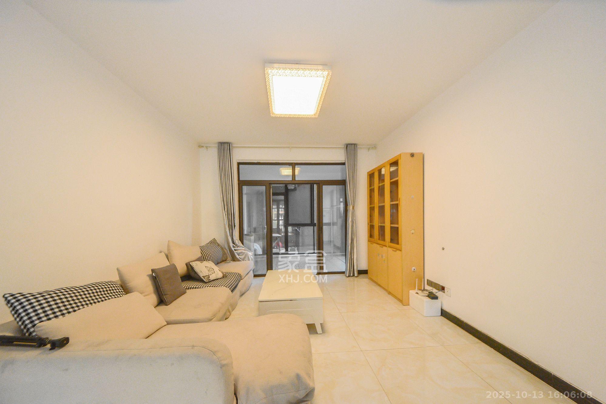 大鸿杰座 3室2厅1卫 3000.0元/月 大鸿杰座 3室2厅1卫 3000.0元/月室内图