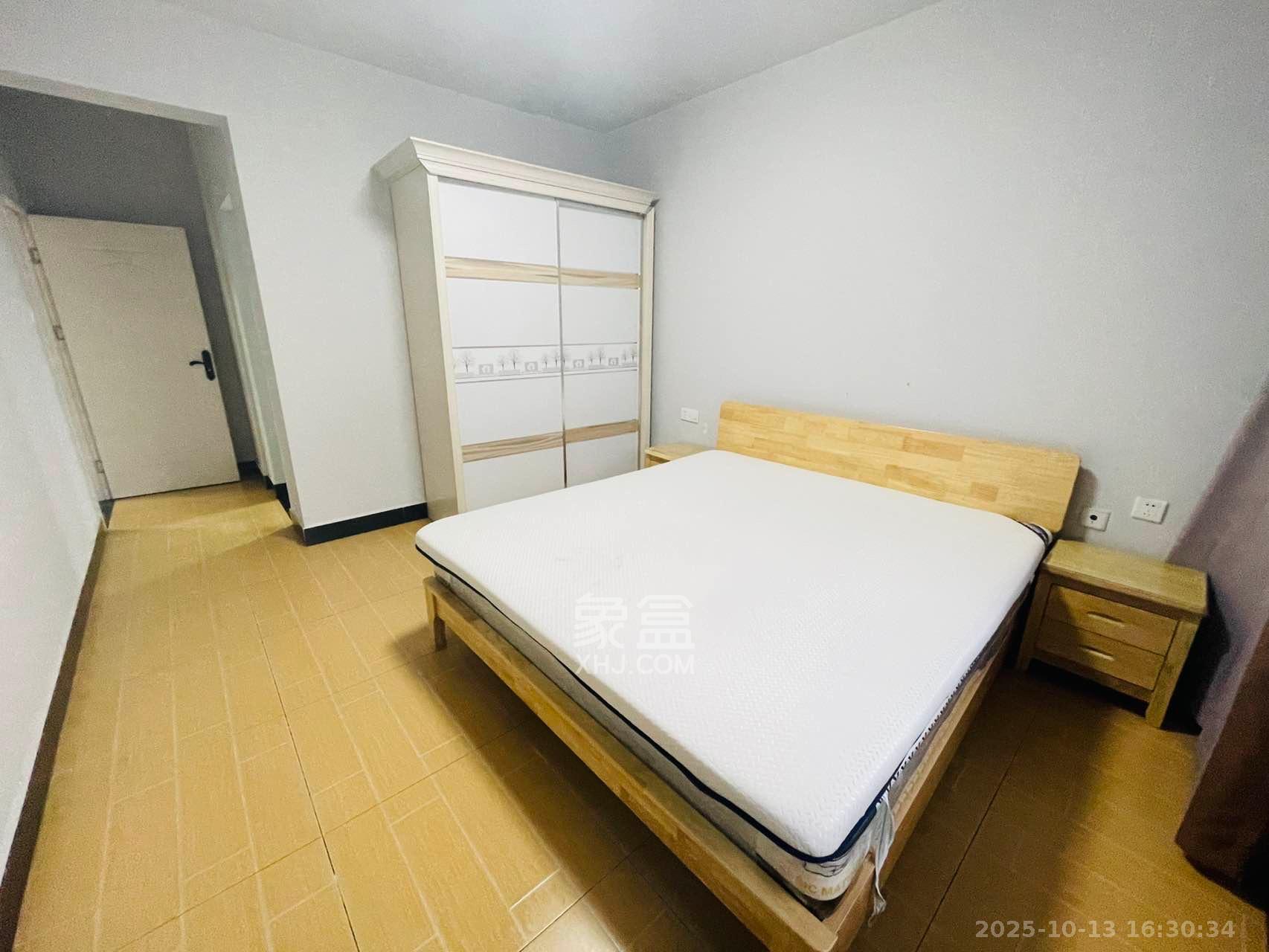 半山壹号 3室2厅2卫 2800.0元/月 半山壹号 3室2厅2卫 2800.0元/月室内图