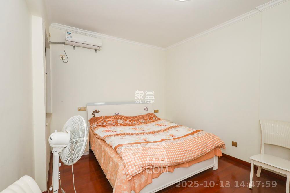 钰龙天下二期（钰龙佳园）  2室2厅1卫    2200.0元/月室内图