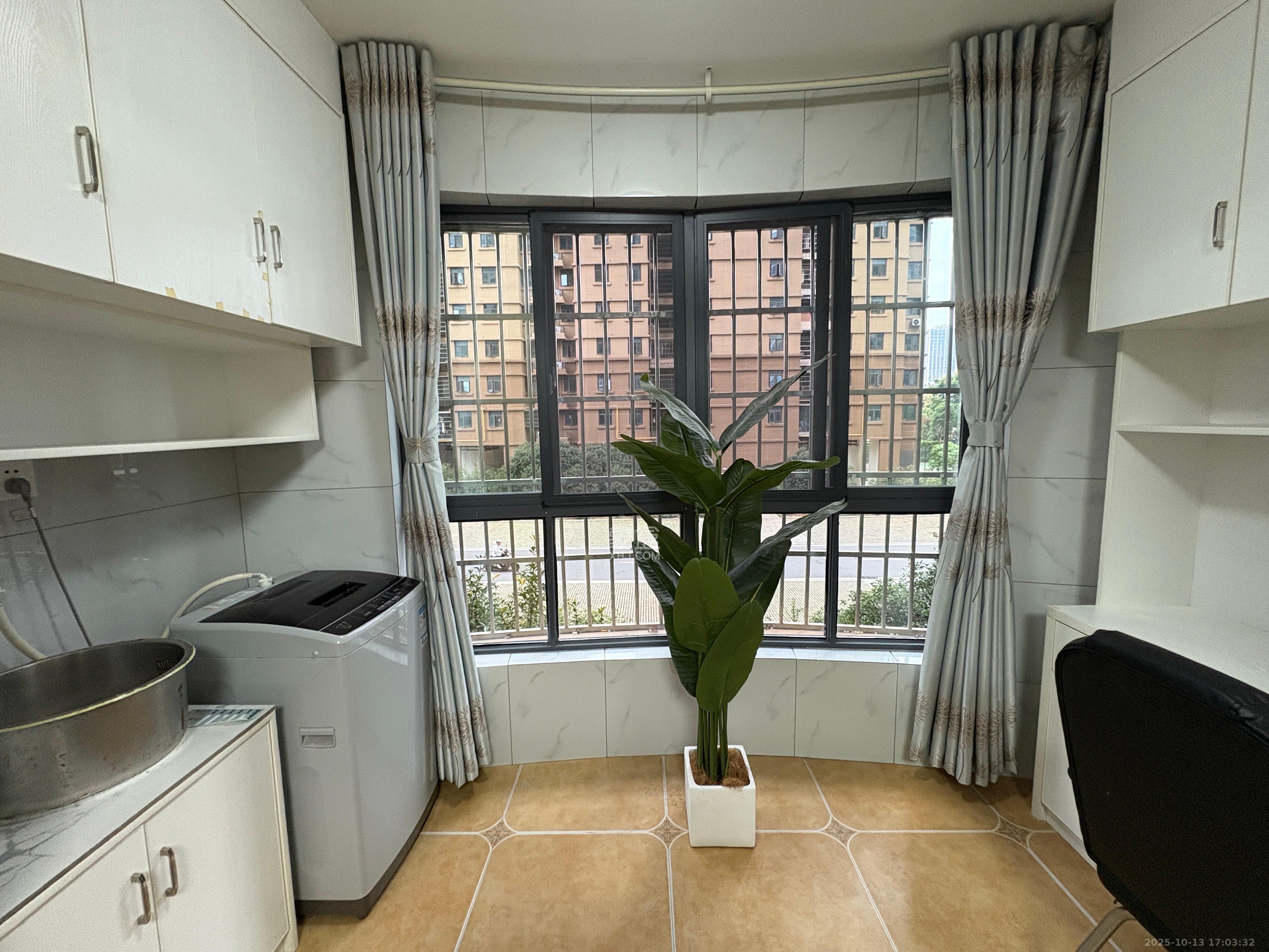 嘉雨兴园 2室1厅1卫 2500.0元/月 嘉雨兴园 2室1厅1卫 2500.0元/月室内图