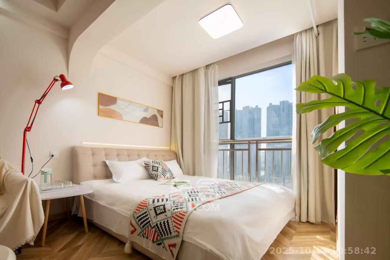 上城金都  1室1厅1卫    2200.0元/月 上城金都  1室1厅1卫    2200.0元/月