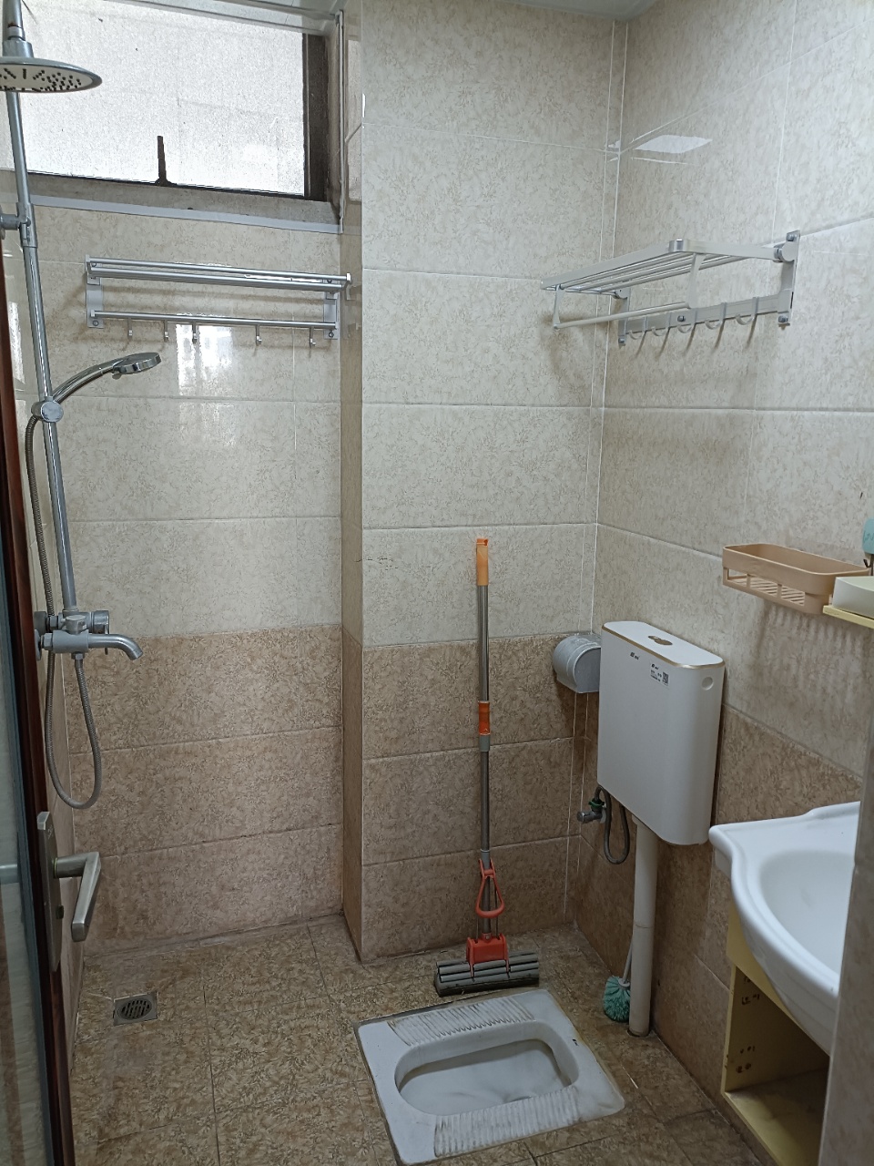 永升华府  3室2厅2卫    2700.0元/月 永升华府  3室2厅2卫    2700.0元/月室内图