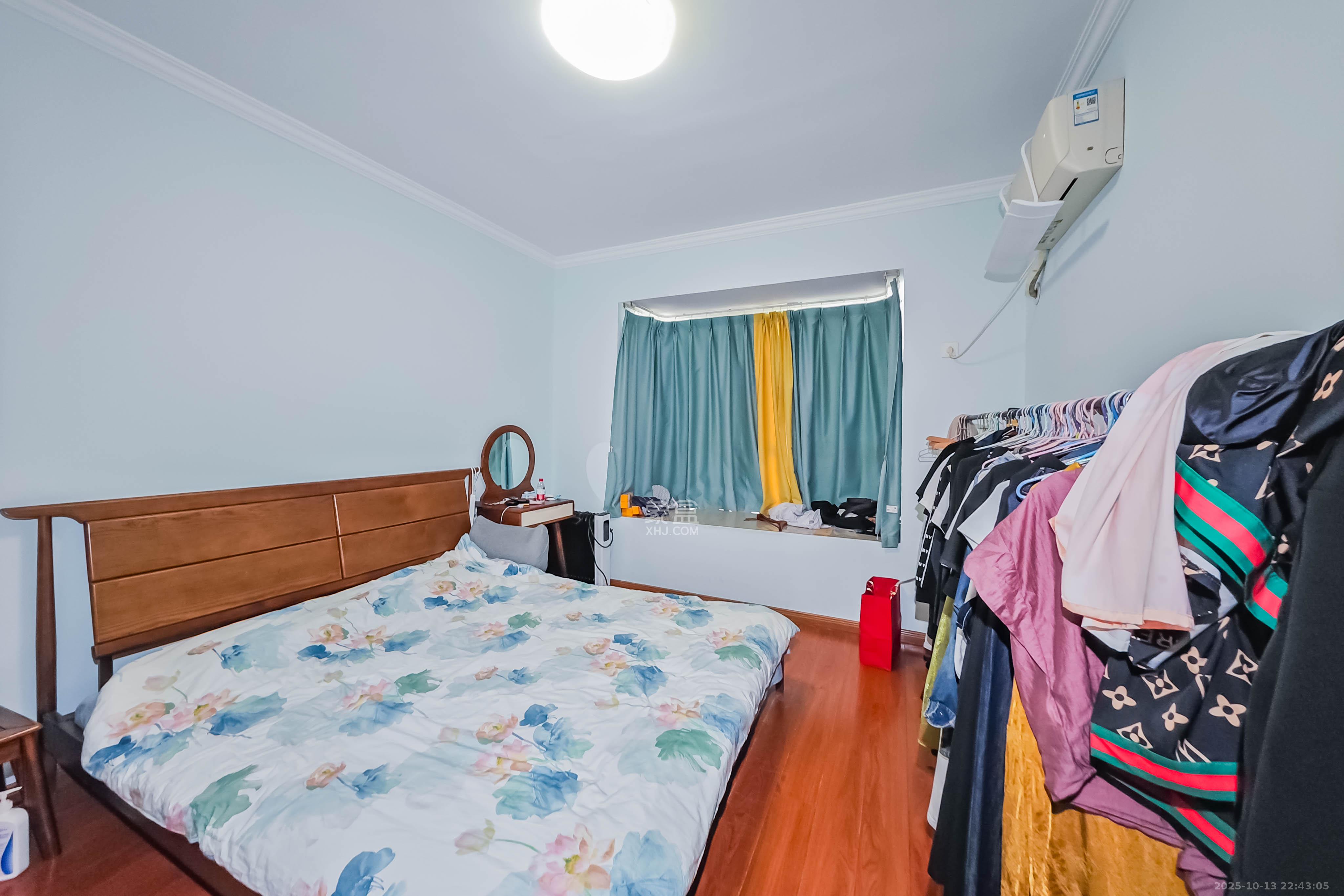 雅致名园 3室2厅2卫 225.0万 雅致名园 3室2厅2卫 225.0万卧室