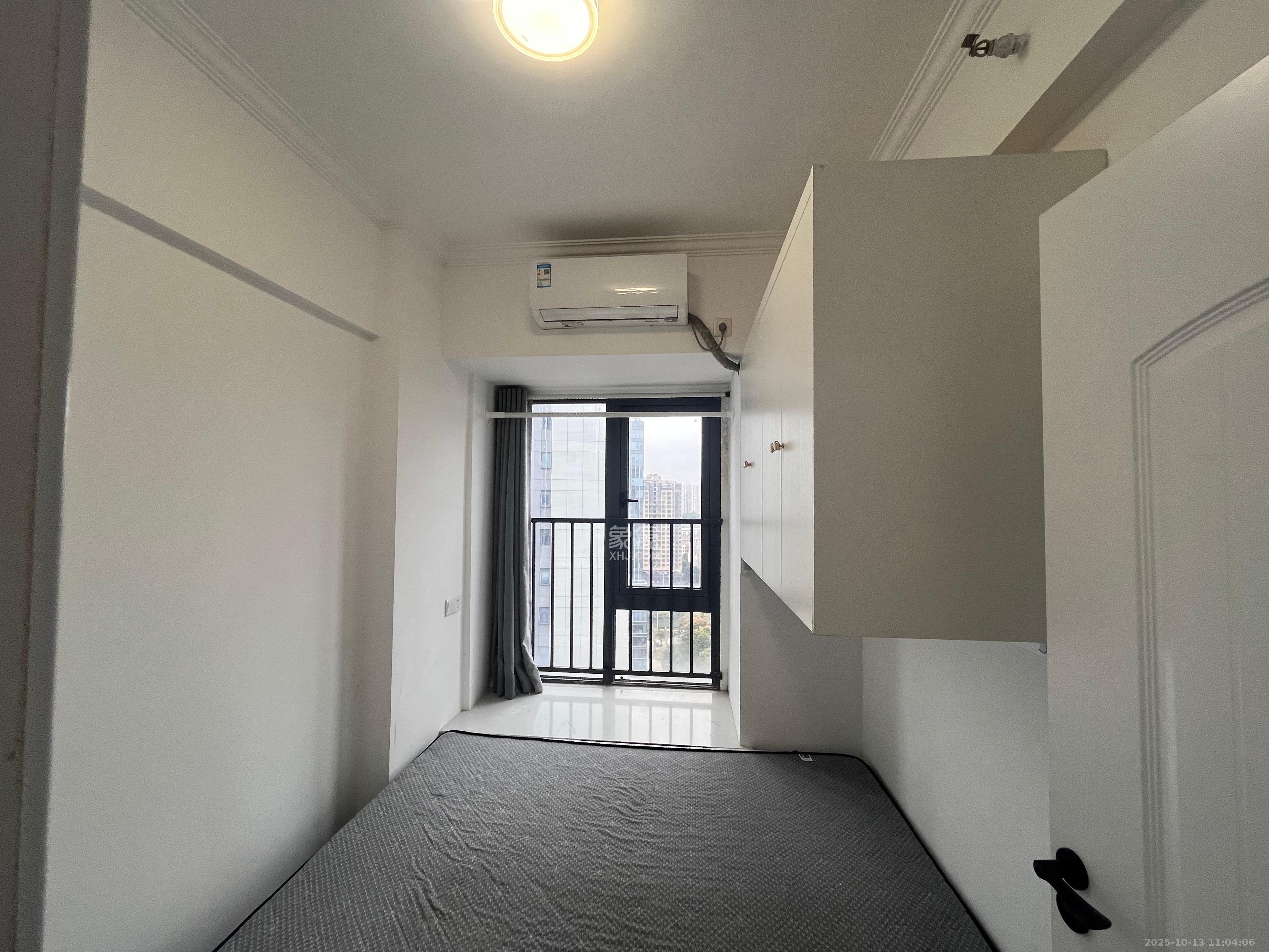 复地星光天地 2室1厅1卫 2400.0元/月 复地星光天地 2室1厅1卫 2400.0元/月室内图