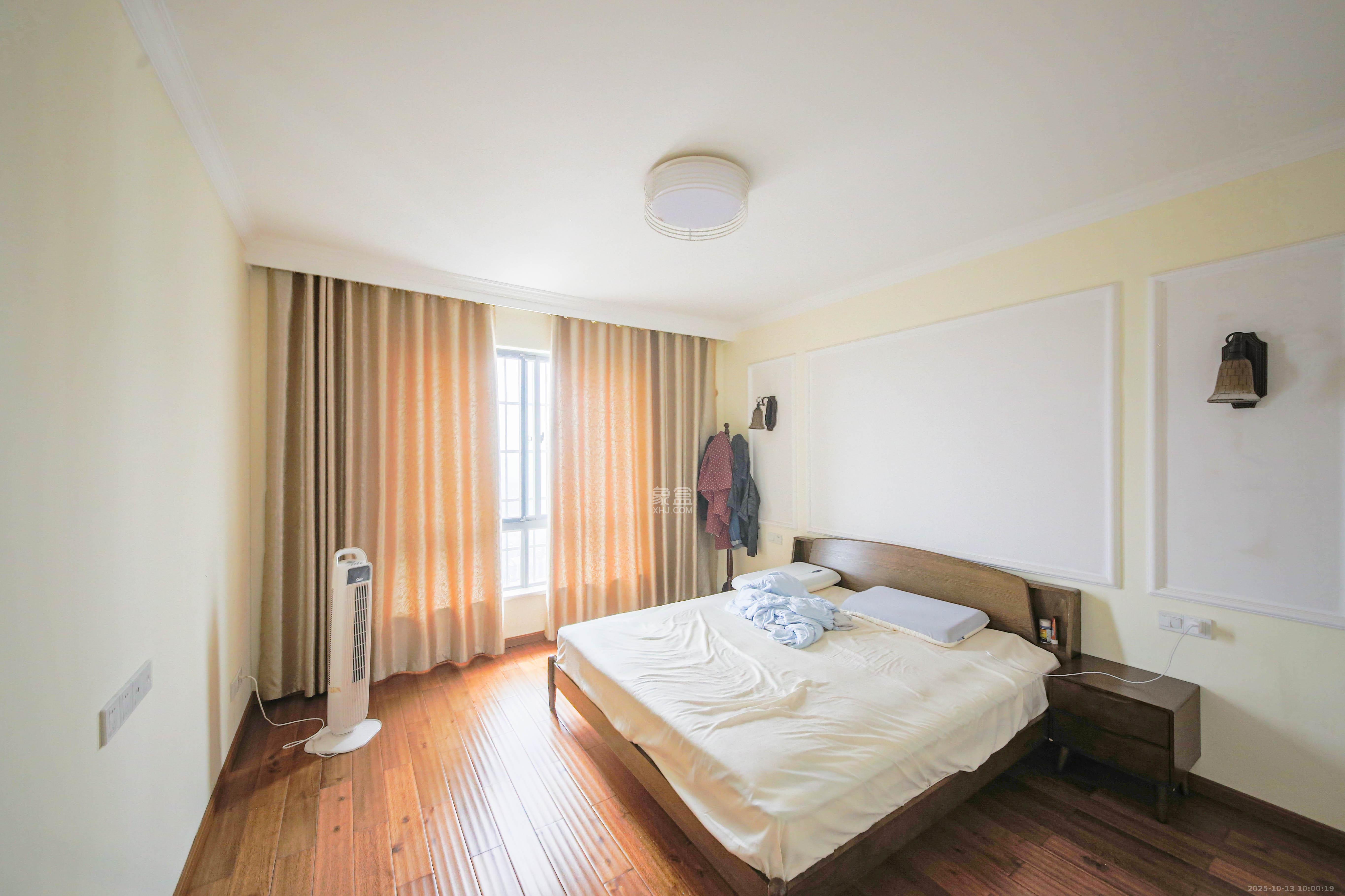 鑫远湘府华城  3室2厅2卫    125.0万卧室