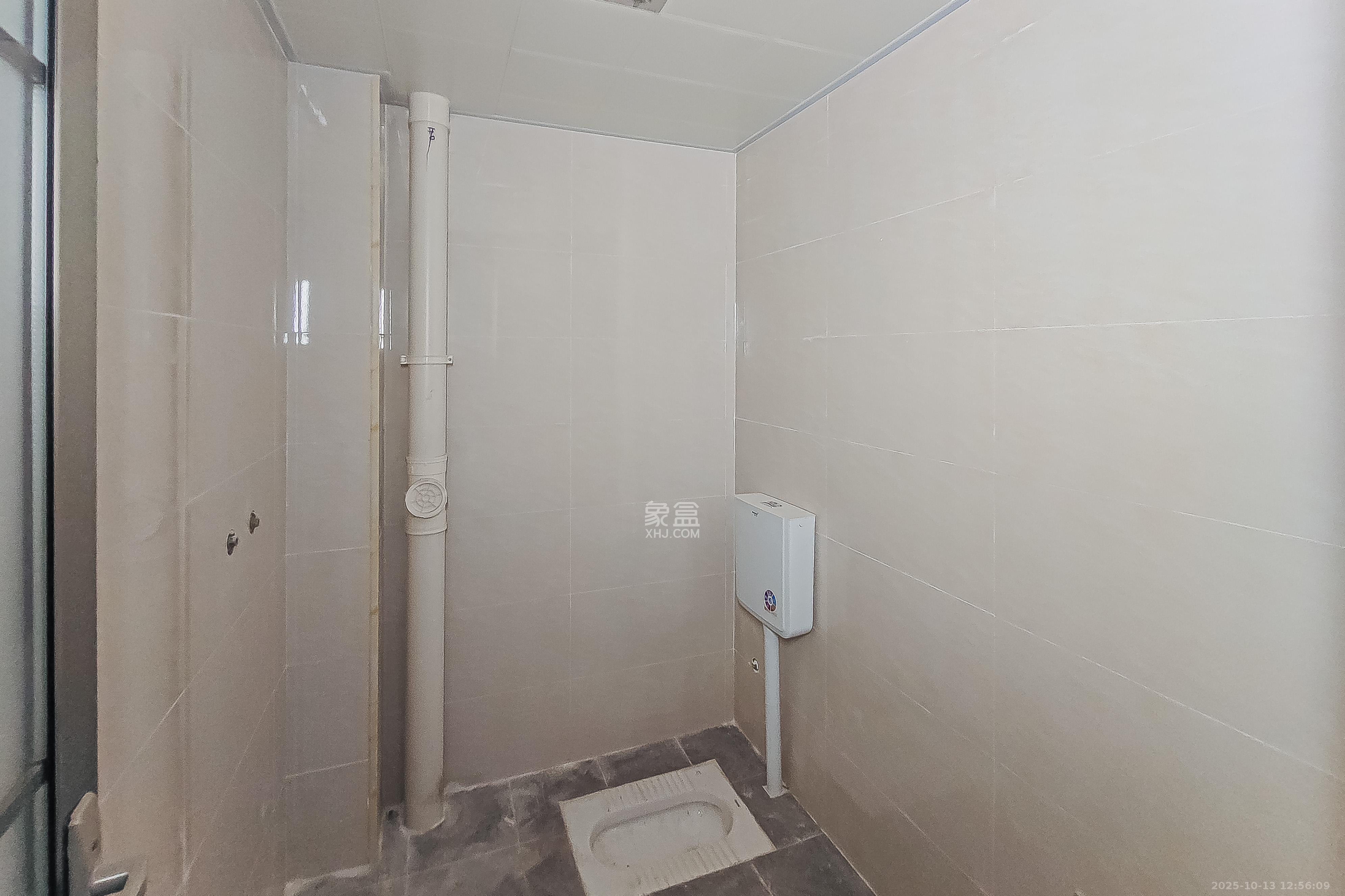 中意宿舍 1室1厅1卫 31.0万 中意宿舍 1室1厅1卫 31.0万卫生间