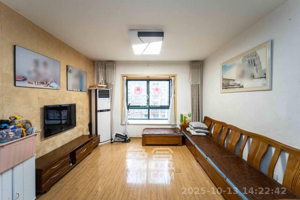 东玺门  2室1厅1卫    2600.0元/月 东玺门  2室1厅1卫    2600.0元/月