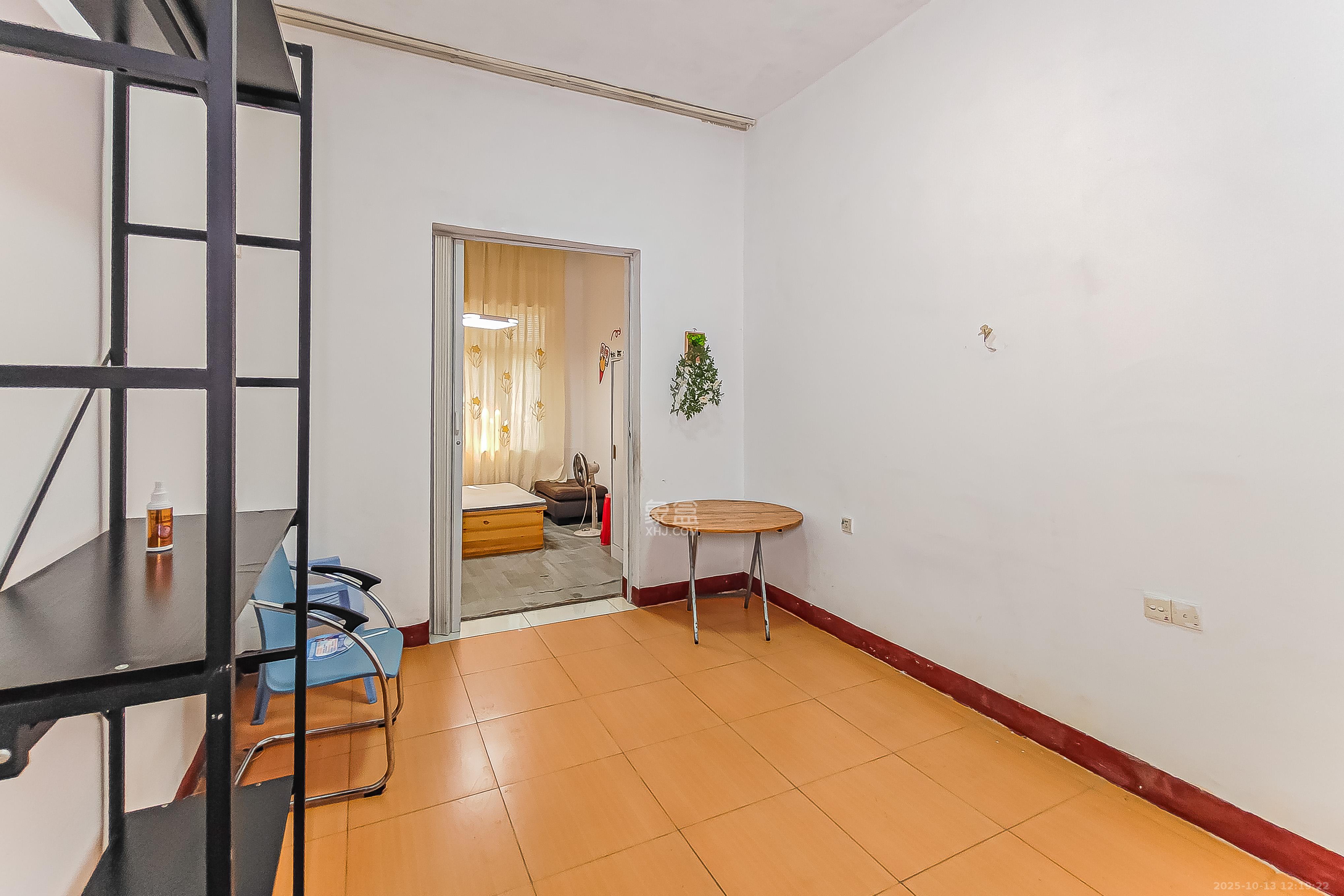 长沙理工大学东院西院  3室2厅1卫    49.8万 长沙理工大学东院西院  3室2厅1卫    49.8万卧室