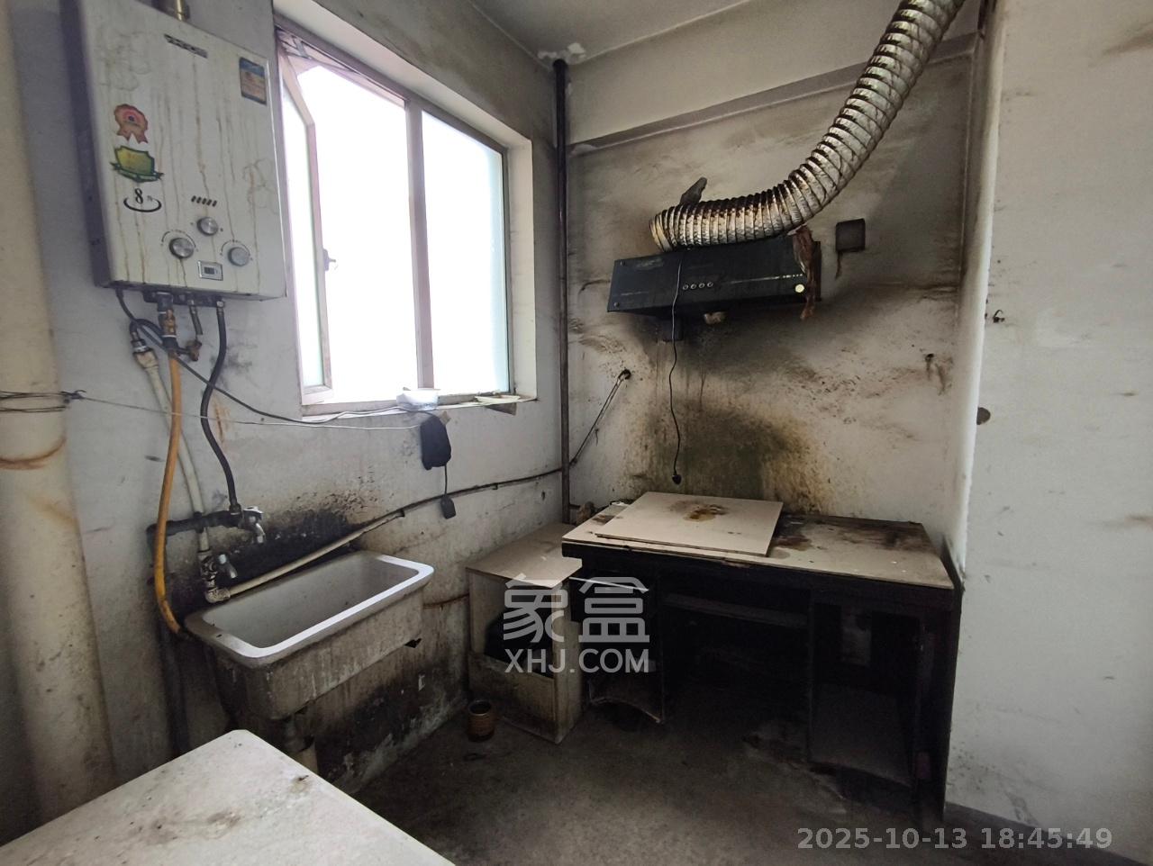 凯通国际城(凯通朝庭) 3室2厅2卫 1600.0元/月 凯通国际城(凯通朝庭) 3室2厅2卫 1600.0元/月室内图