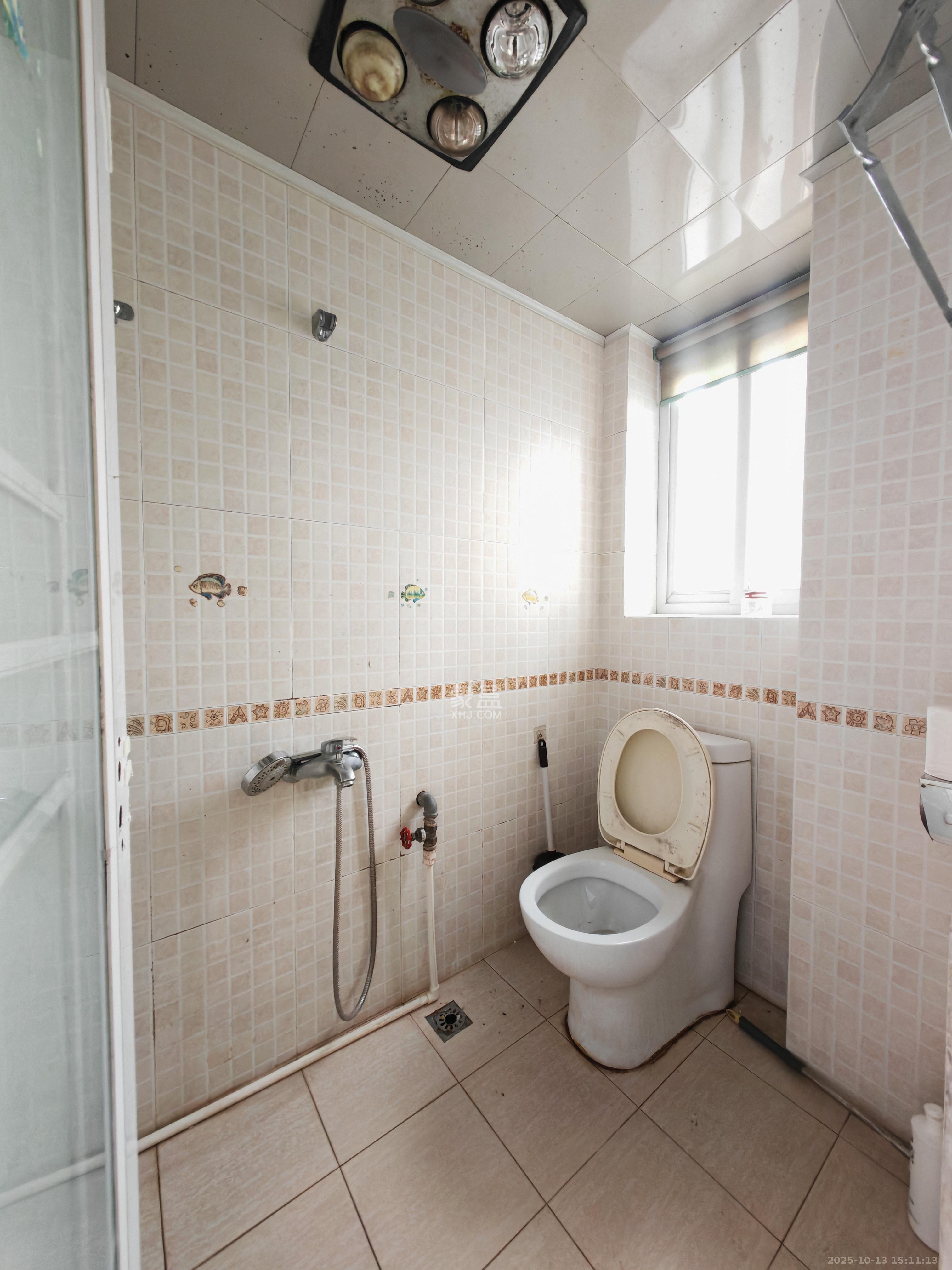 中国人民财产股份公司宿舍（人民保险公司宿舍）  2室1厅1卫    1600.0元/月室内图