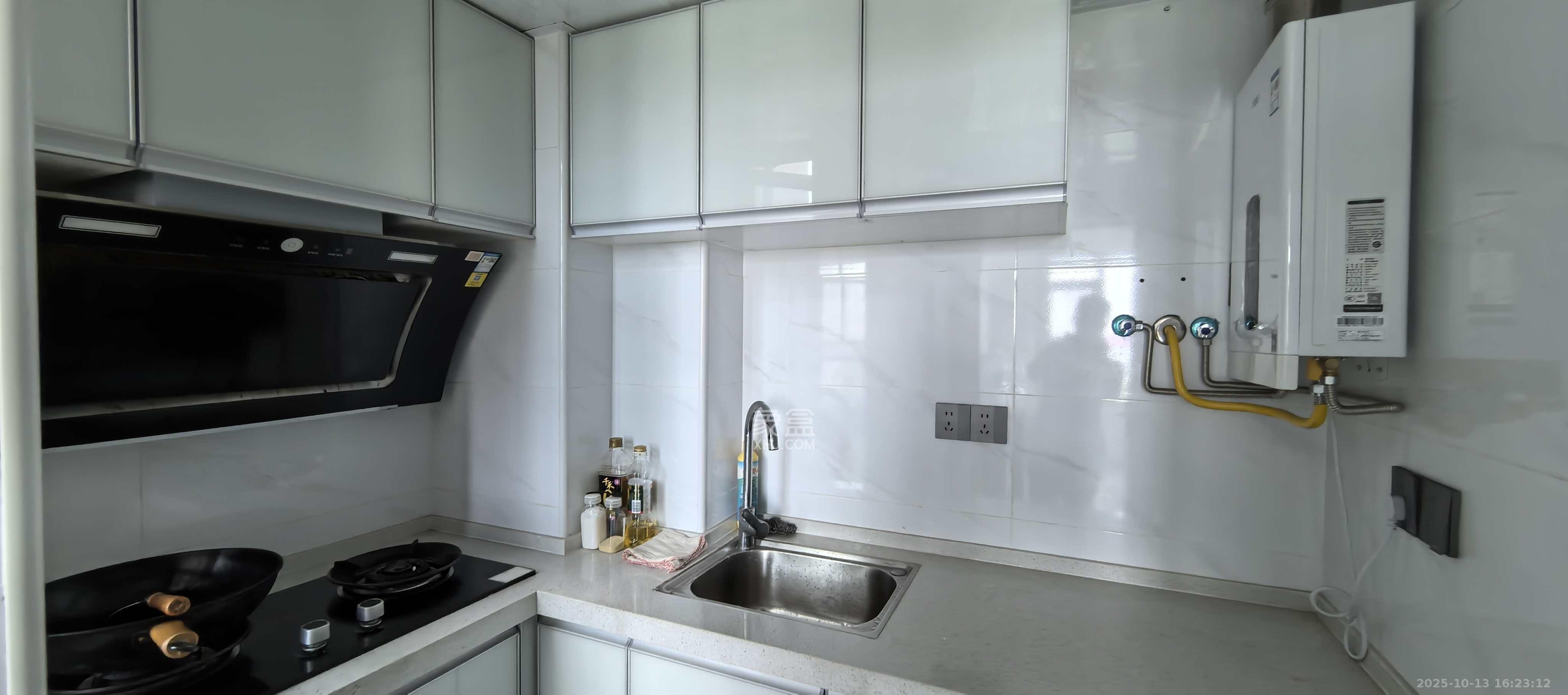 新城悦隽公园 2室2厅1卫 1800.0元/月 新城悦隽公园 2室2厅1卫 1800.0元/月室内图