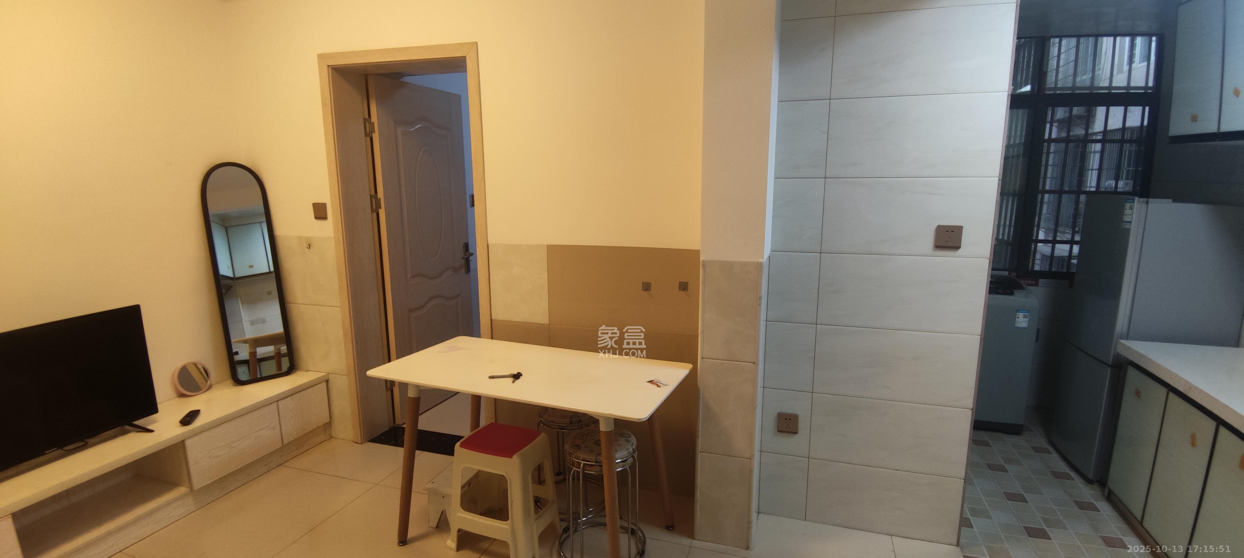 嘉顺苑 1室1厅1卫 1400.0元/月 嘉顺苑 1室1厅1卫 1400.0元/月室内图