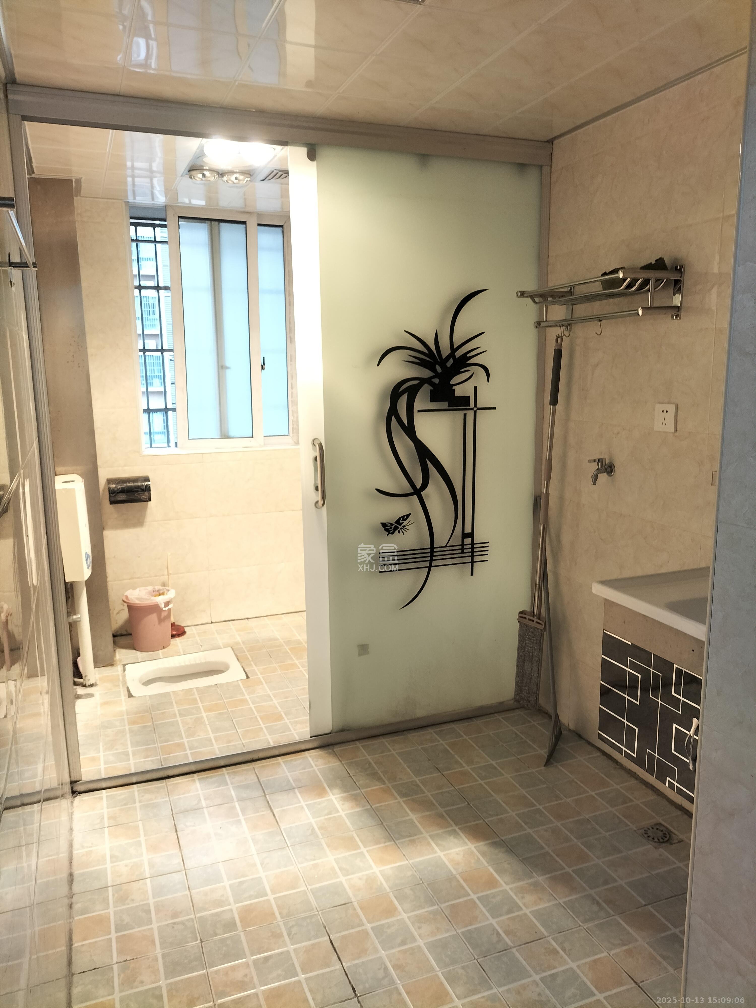 家和苑（原梅溪湖保障性住房一期）  3室2厅2卫    2600.0元/月室内图