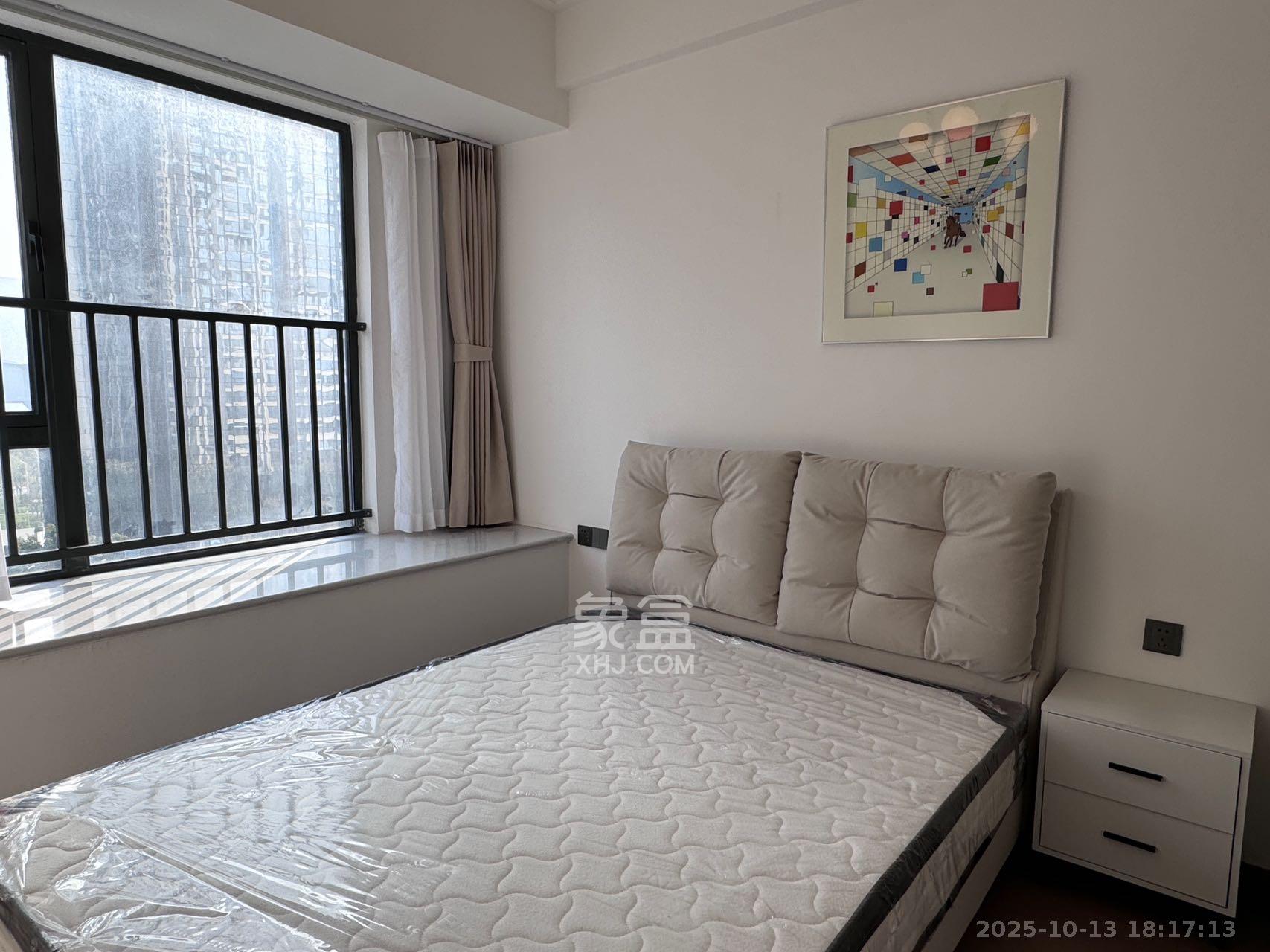 绿地V岛 4室2厅2卫 4800.0元/月 绿地V岛 4室2厅2卫 4800.0元/月室内图