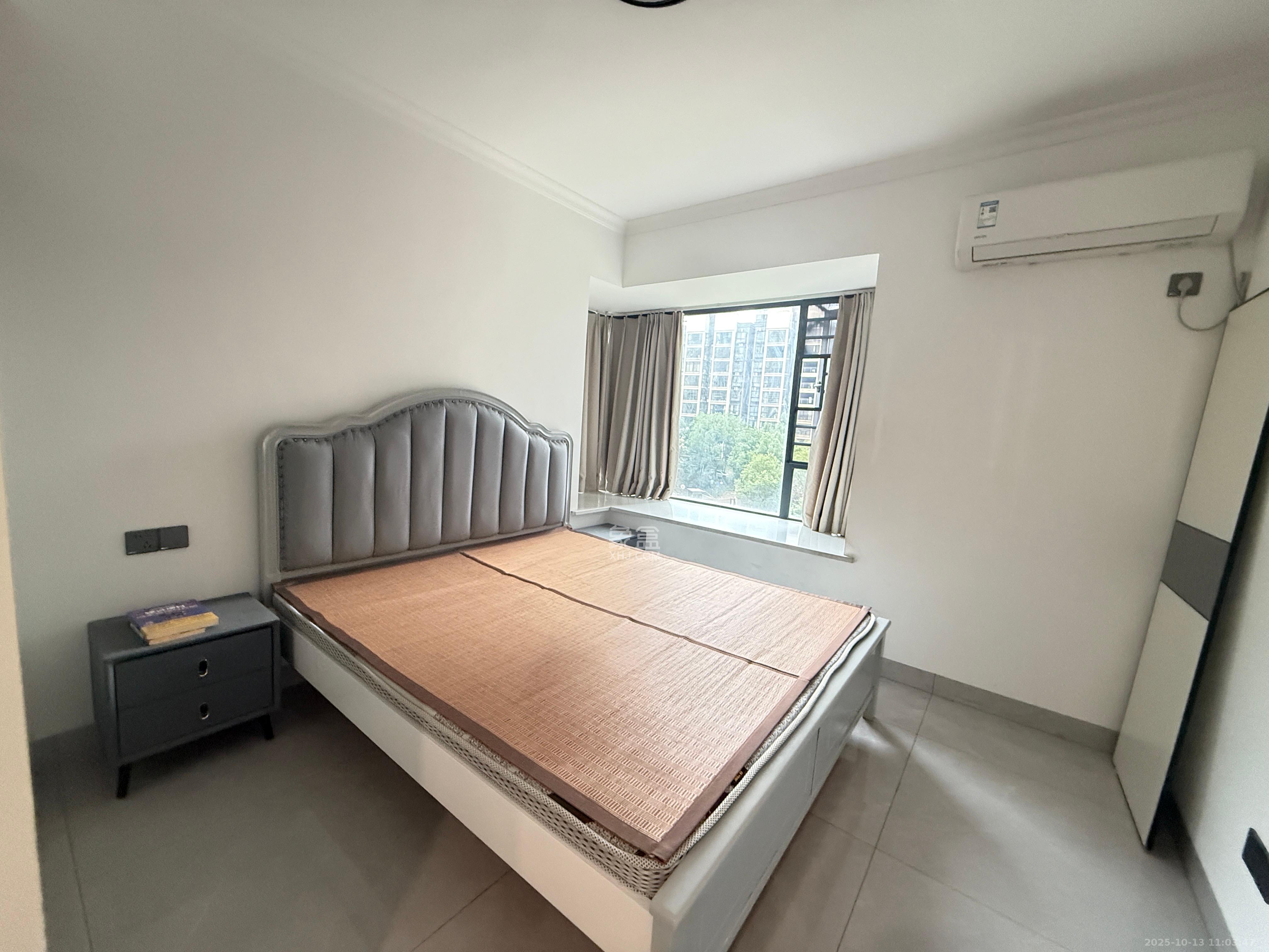 金水湾 4室2厅1卫 1800.0元/月 金水湾 4室2厅1卫 1800.0元/月室内图