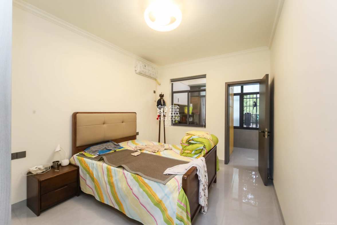 马王堆疗养院单位房 2室2厅1卫 76.8万 马王堆疗养院单位房 2室2厅1卫 76.8万卧室