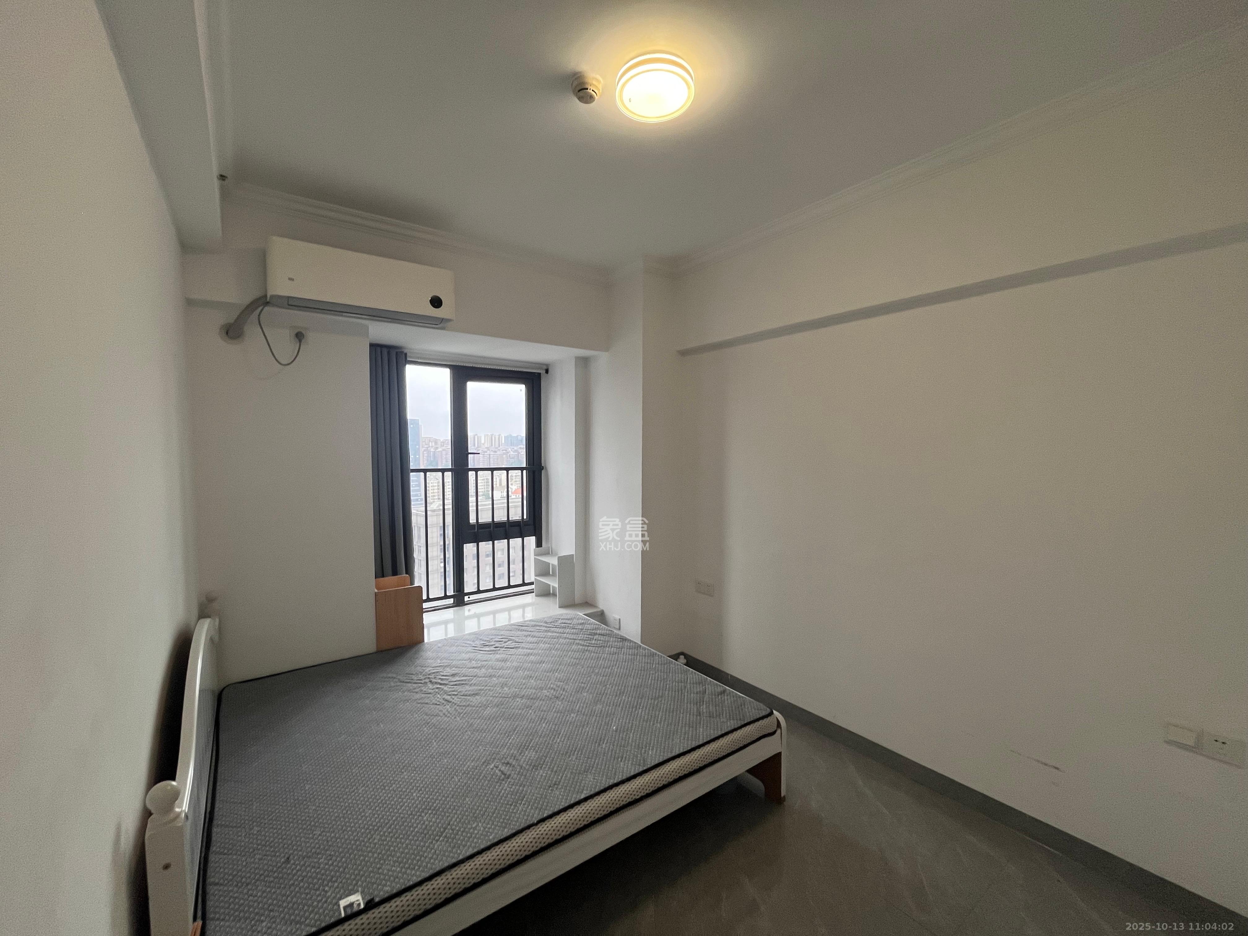 复地星光天地 2室1厅1卫 2400.0元/月 复地星光天地 2室1厅1卫 2400.0元/月室内图