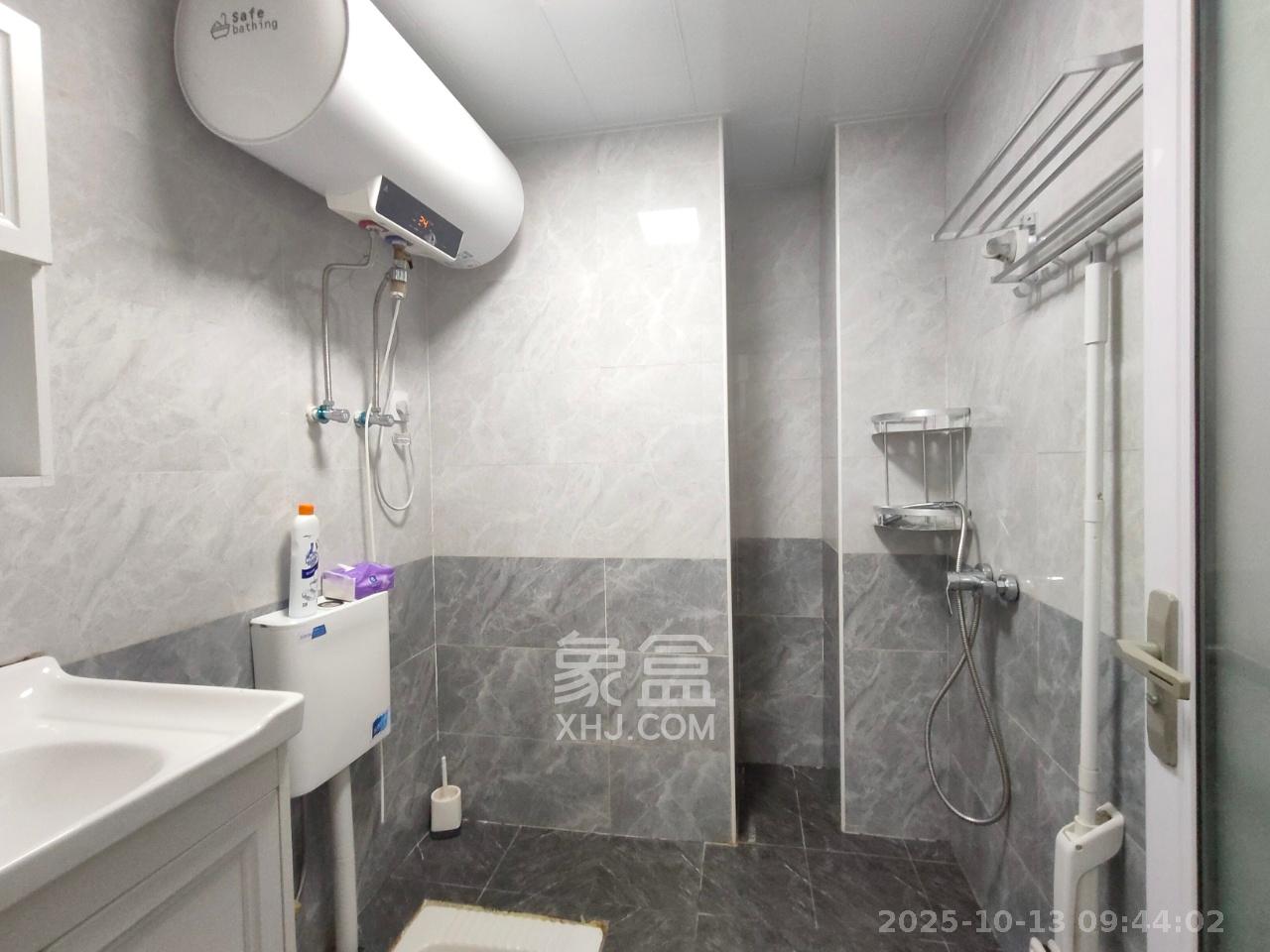 润和紫郡一期  1室1厅1卫    1200.0元/月室内图