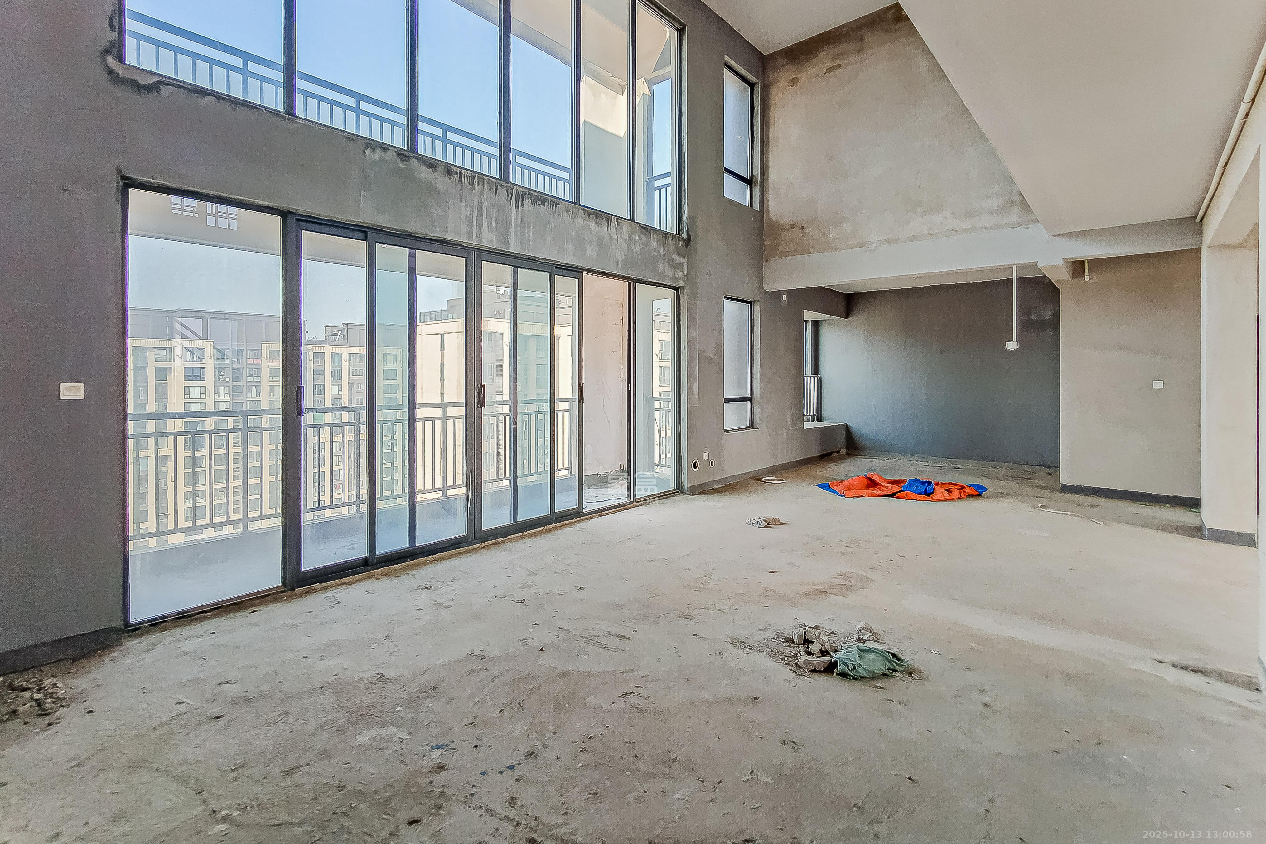 建发中央公园(建发美地)  6室2厅3卫    360.0万 建发中央公园(建发美地)  6室2厅3卫    360.0万