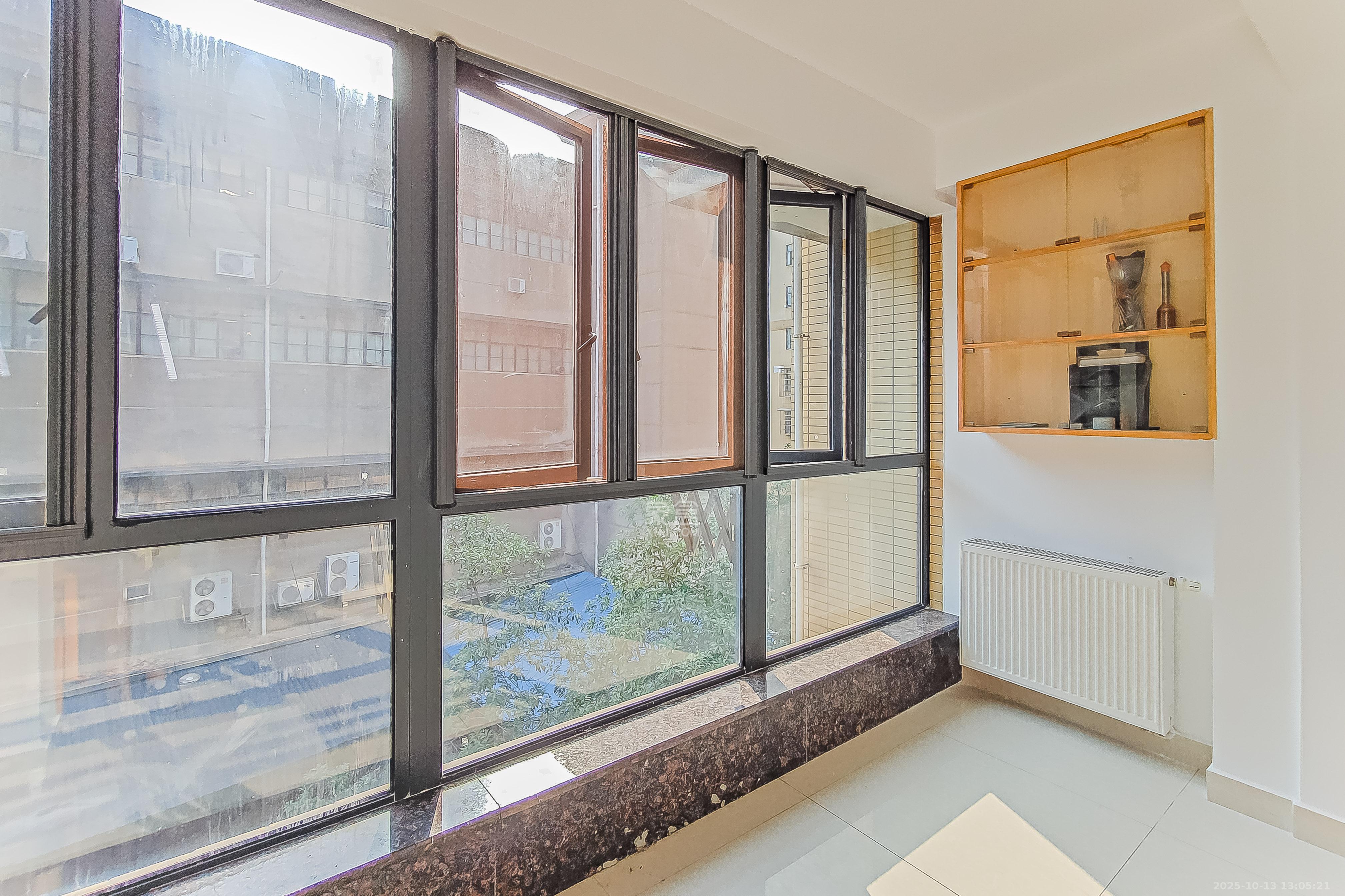 星城书香苑(星城书院) 3室2厅1卫 112.0万 星城书香苑(星城书院) 3室2厅1卫 112.0万阳台