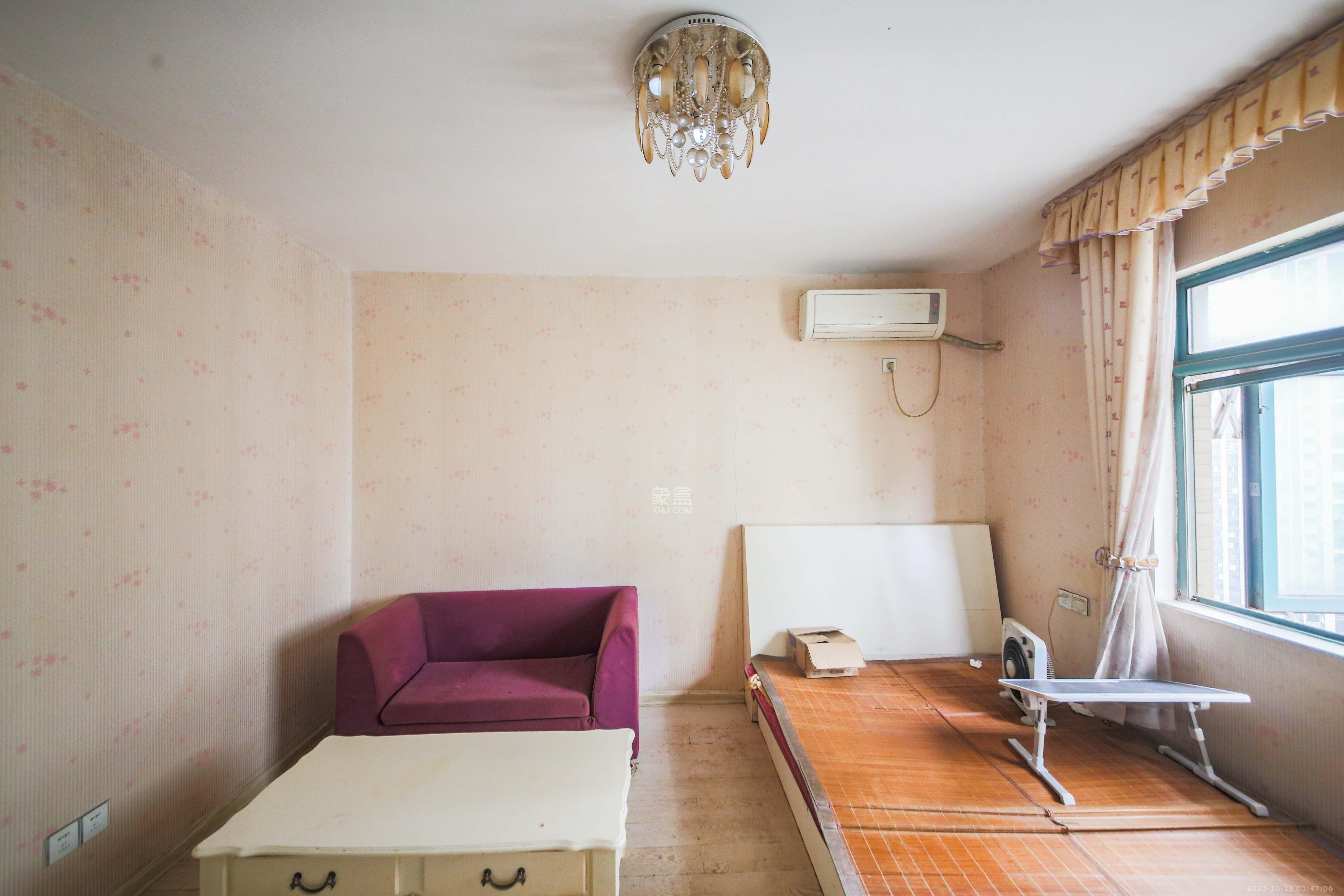 克拉美丽山庄（晟领国际）  1室1厅1卫    18.0万卧室