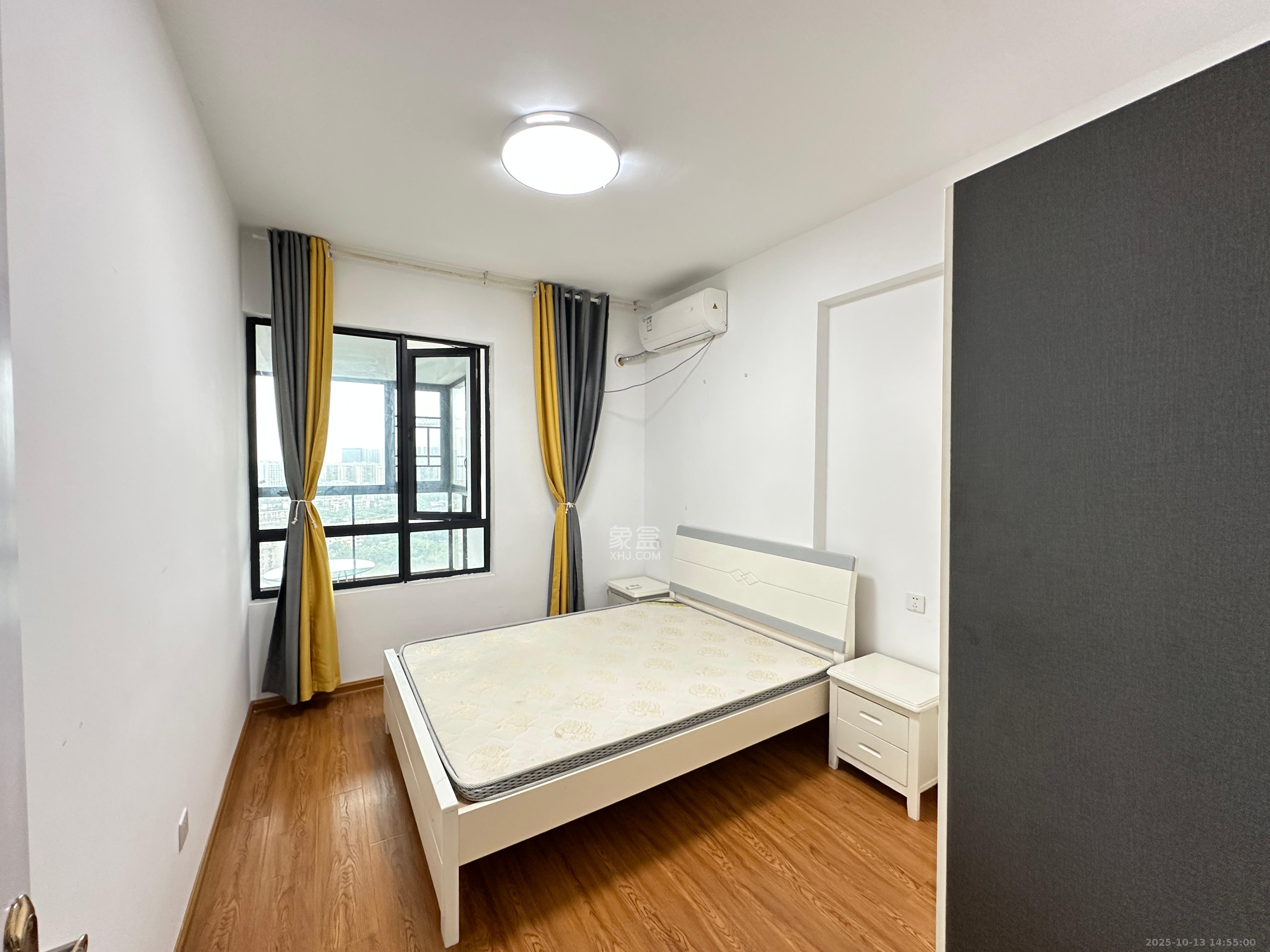 荣悦台 3室2厅2卫 3700.0元/月 荣悦台 3室2厅2卫 3700.0元/月室内图