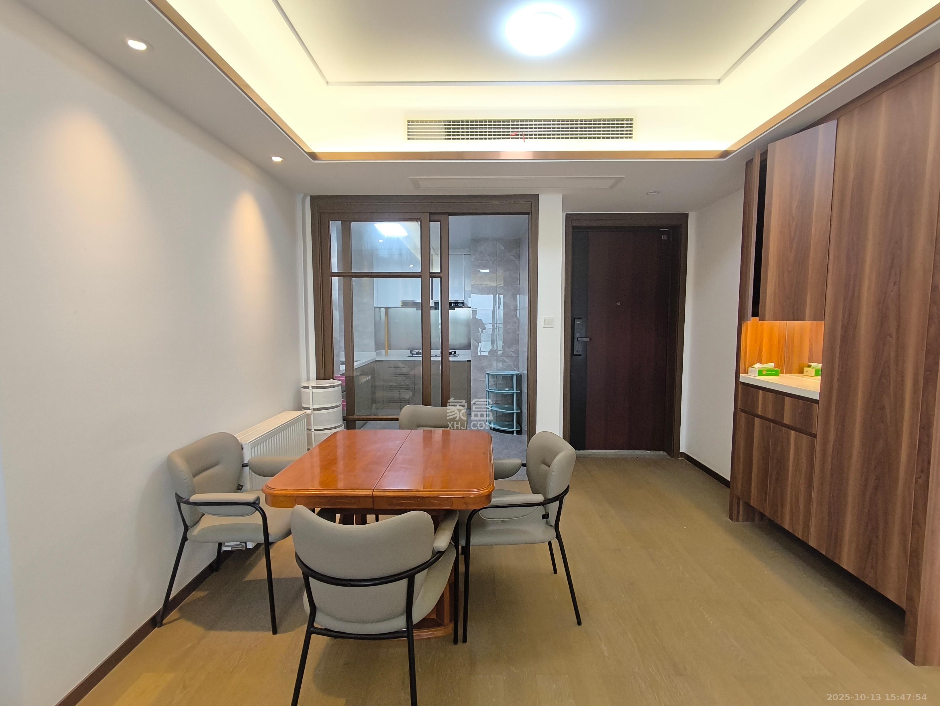 长沙万境潇湘 3室2厅2卫 2800.0元/月 长沙万境潇湘 3室2厅2卫 2800.0元/月室内图