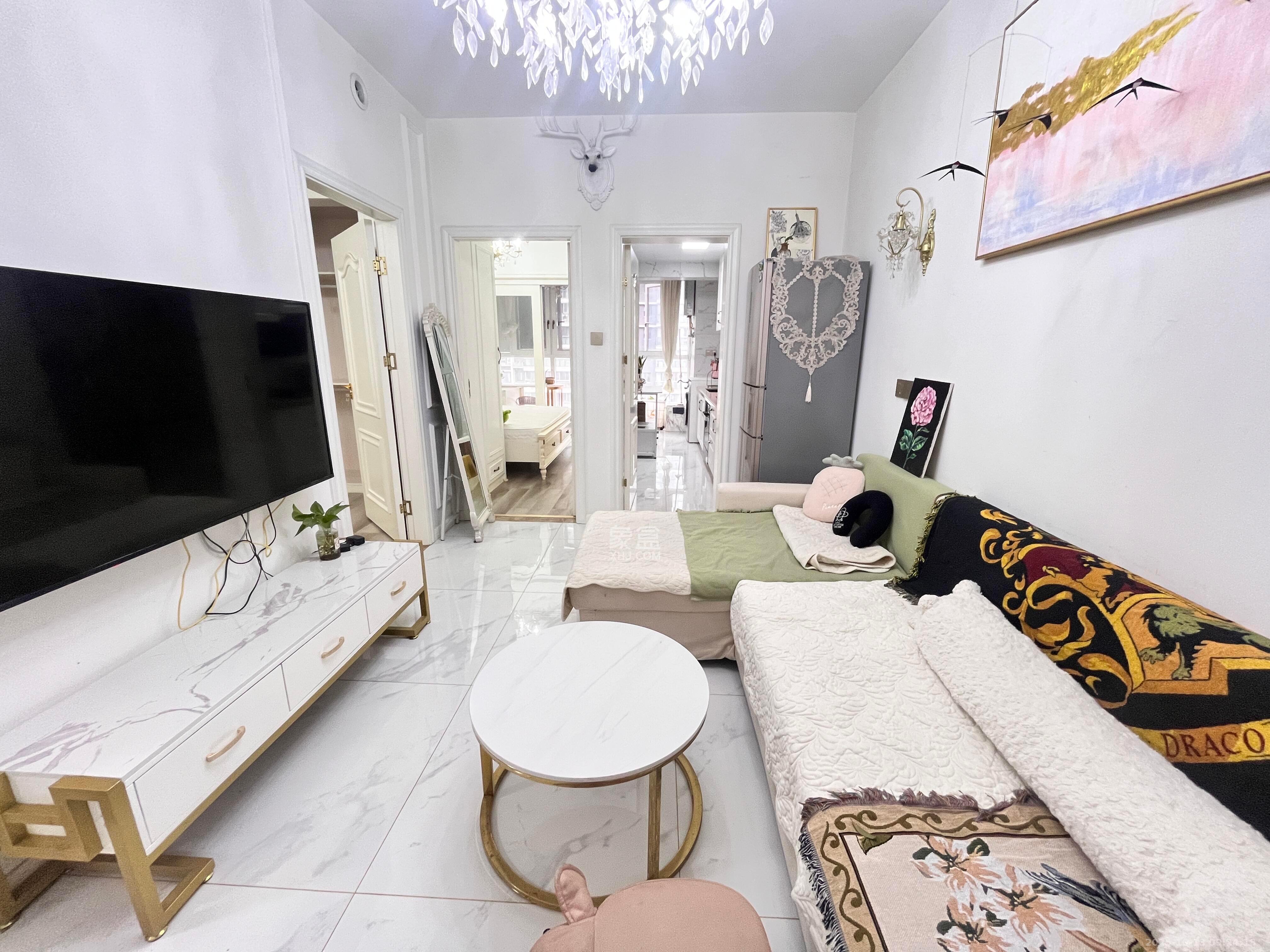 恒基凯旋门三期  2室1厅1卫    2200.0元/月室内图