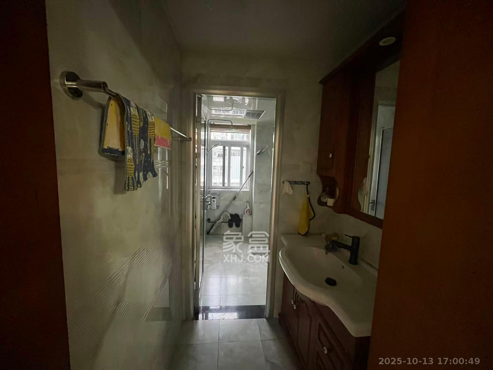 金葳佳园  4室2厅2卫    5000.0元/月 金葳佳园  4室2厅2卫    5000.0元/月室内图