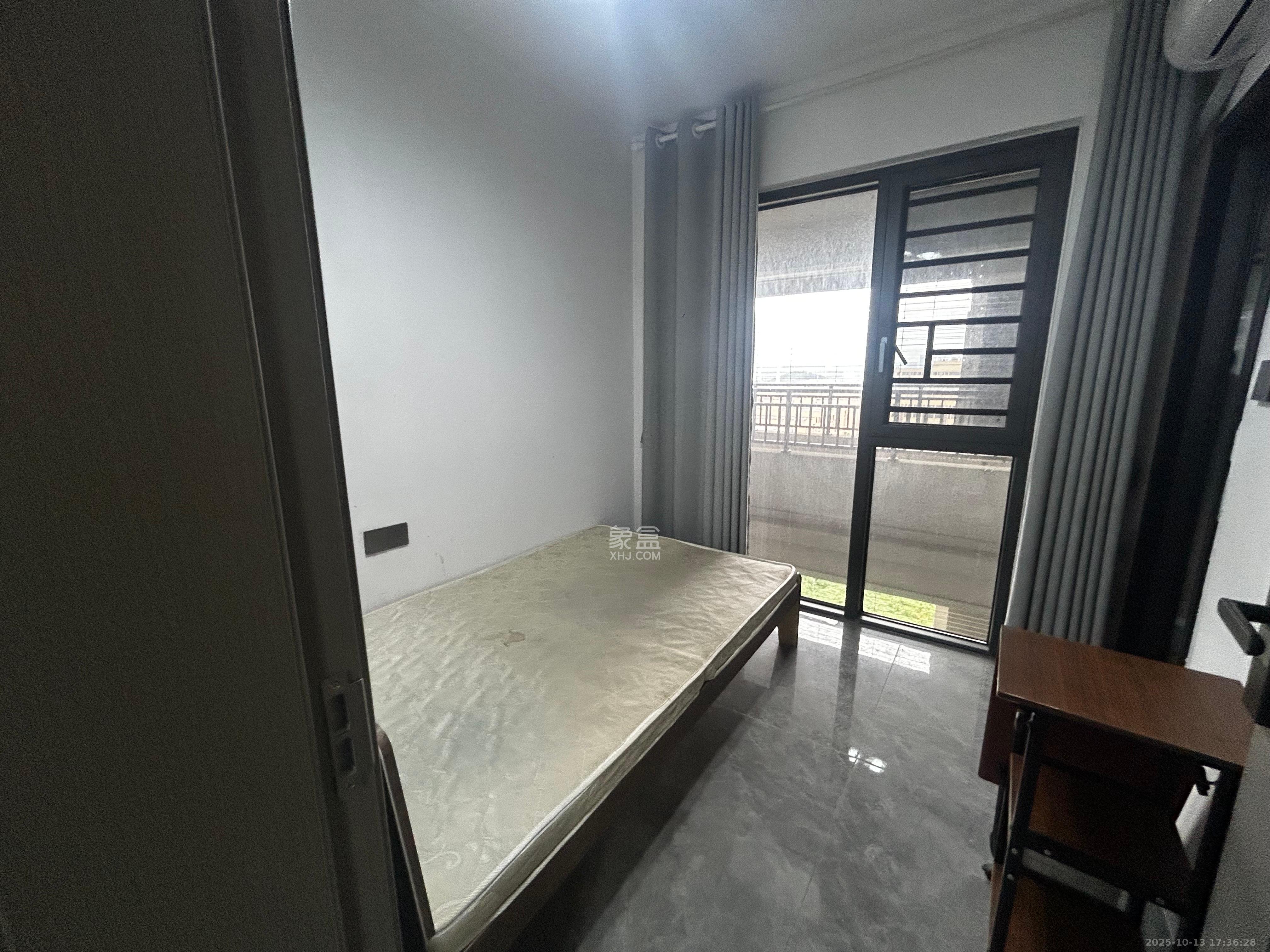 阳光城翡丽云邸  3室2厅2卫    2500.0元/月室内图