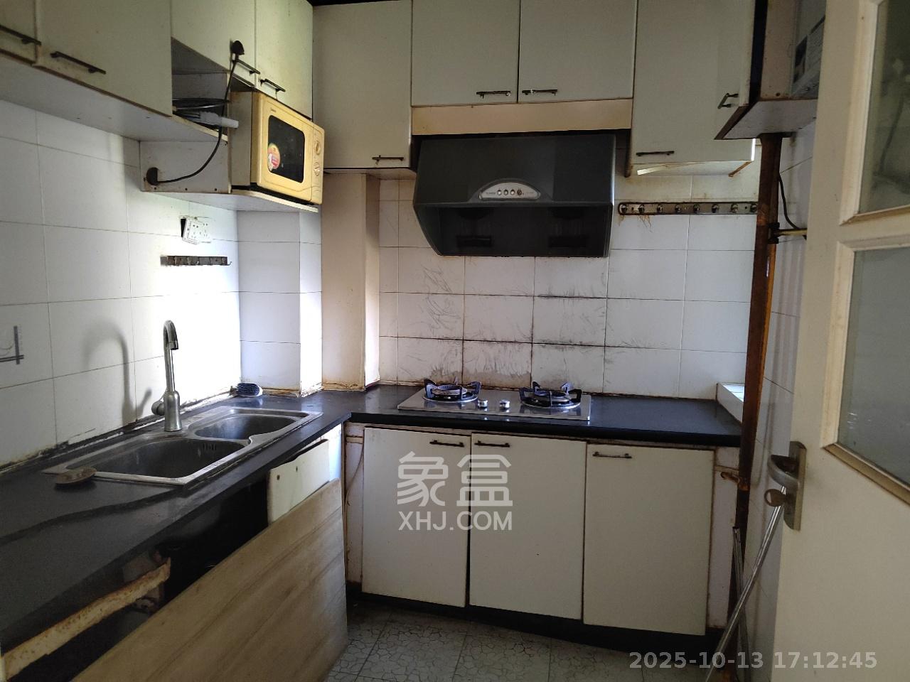 仁和家园  3室2厅2卫    1200.0元/月 仁和家园  3室2厅2卫    1200.0元/月室内图