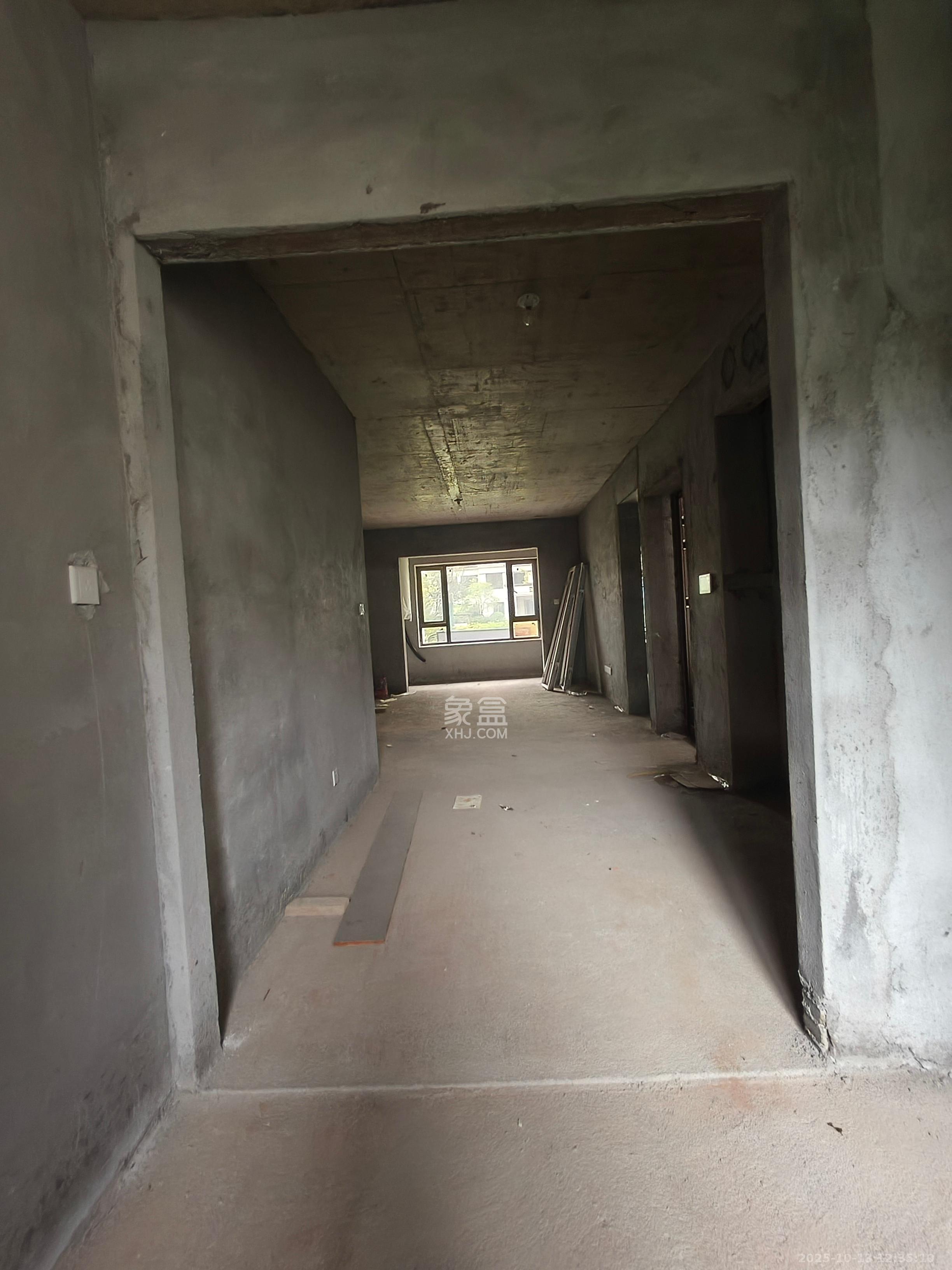 新城朗隽大都会  3室2厅2卫    1600.0元/月 新城朗隽大都会  3室2厅2卫    1600.0元/月