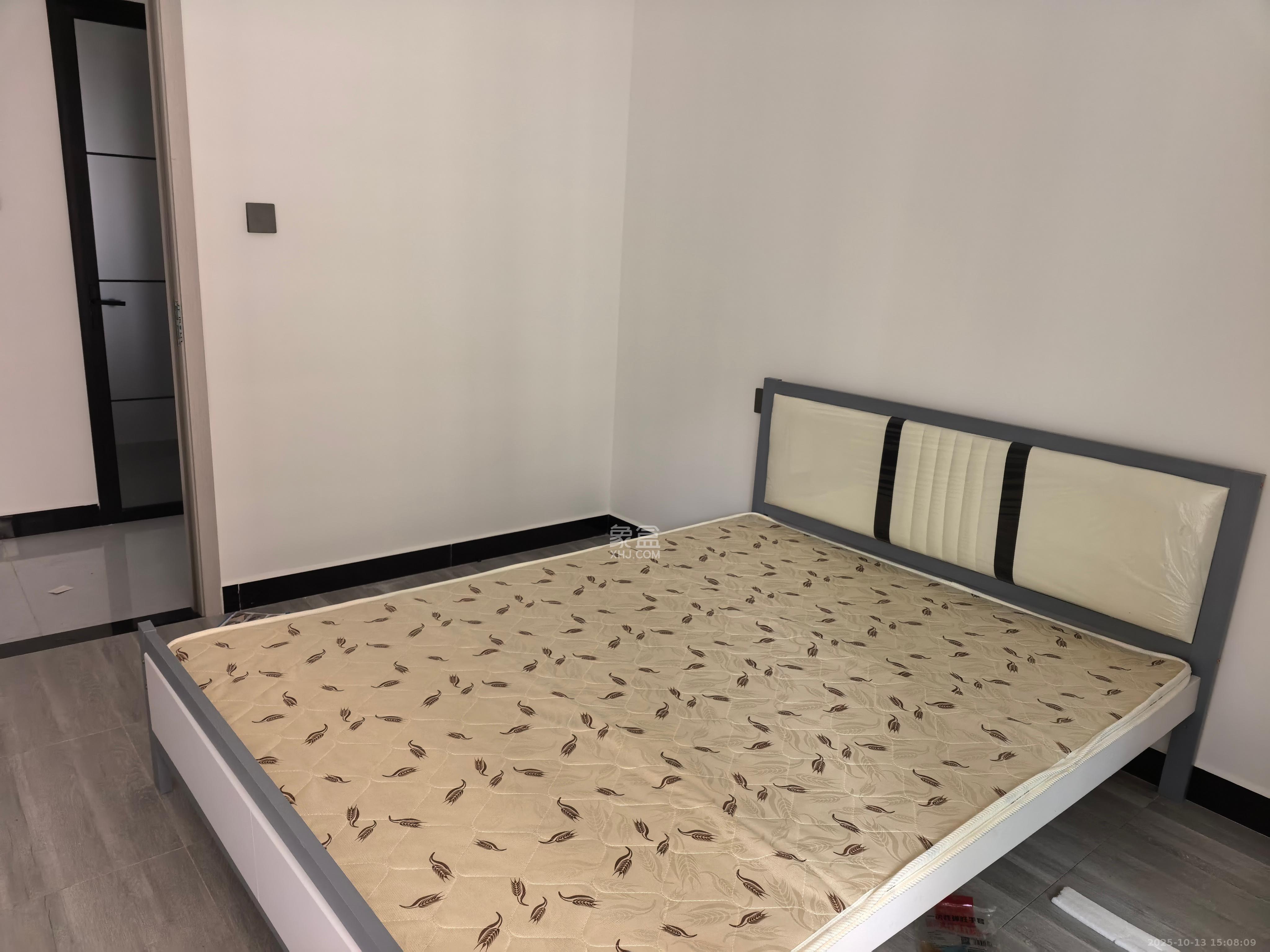 澳海弘阳云潇赋 3室2厅1卫 2300.0元/月 澳海弘阳云潇赋 3室2厅1卫 2300.0元/月室内图