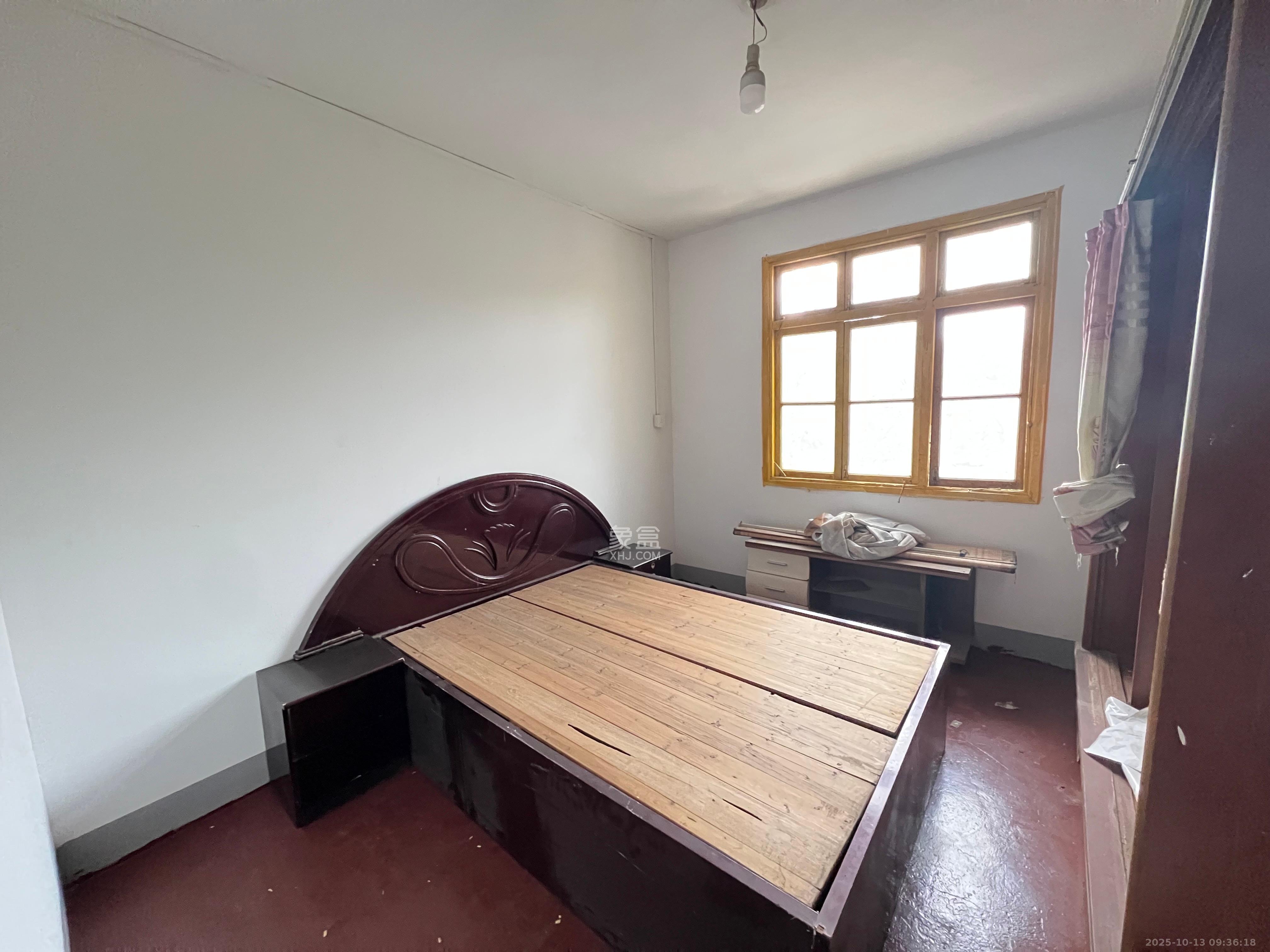 新天小区 2室1厅1卫 1000.0元/月 新天小区 2室1厅1卫 1000.0元/月室内图