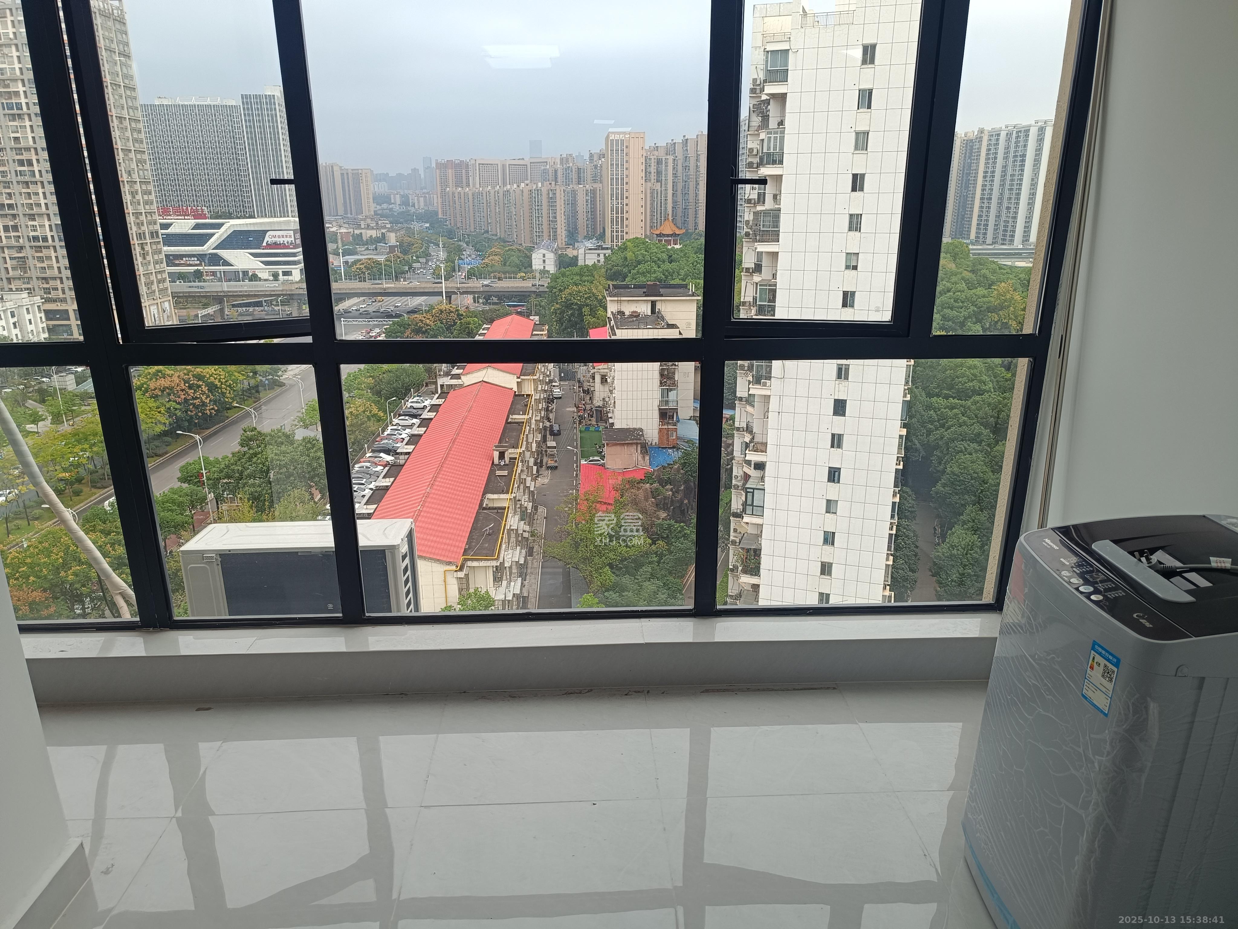 美林美寓  1室0厅0卫    1600.0元/月 美林美寓  1室0厅0卫    1600.0元/月室内图