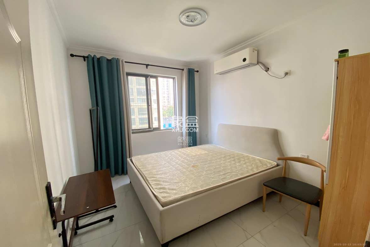 汇景豪庭 2室2厅1卫 2400.0元/月 汇景豪庭 2室2厅1卫 2400.0元/月室内图