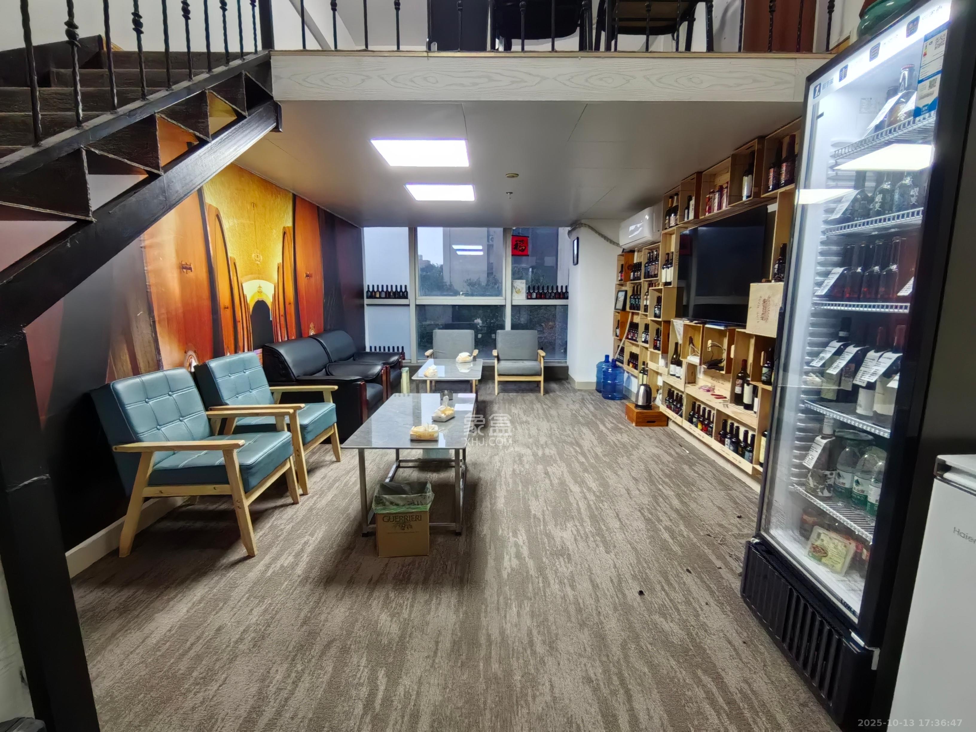 天健壹平方英里（天健芙蓉盛世二期）   50.0㎡      3500.0元/月室内图